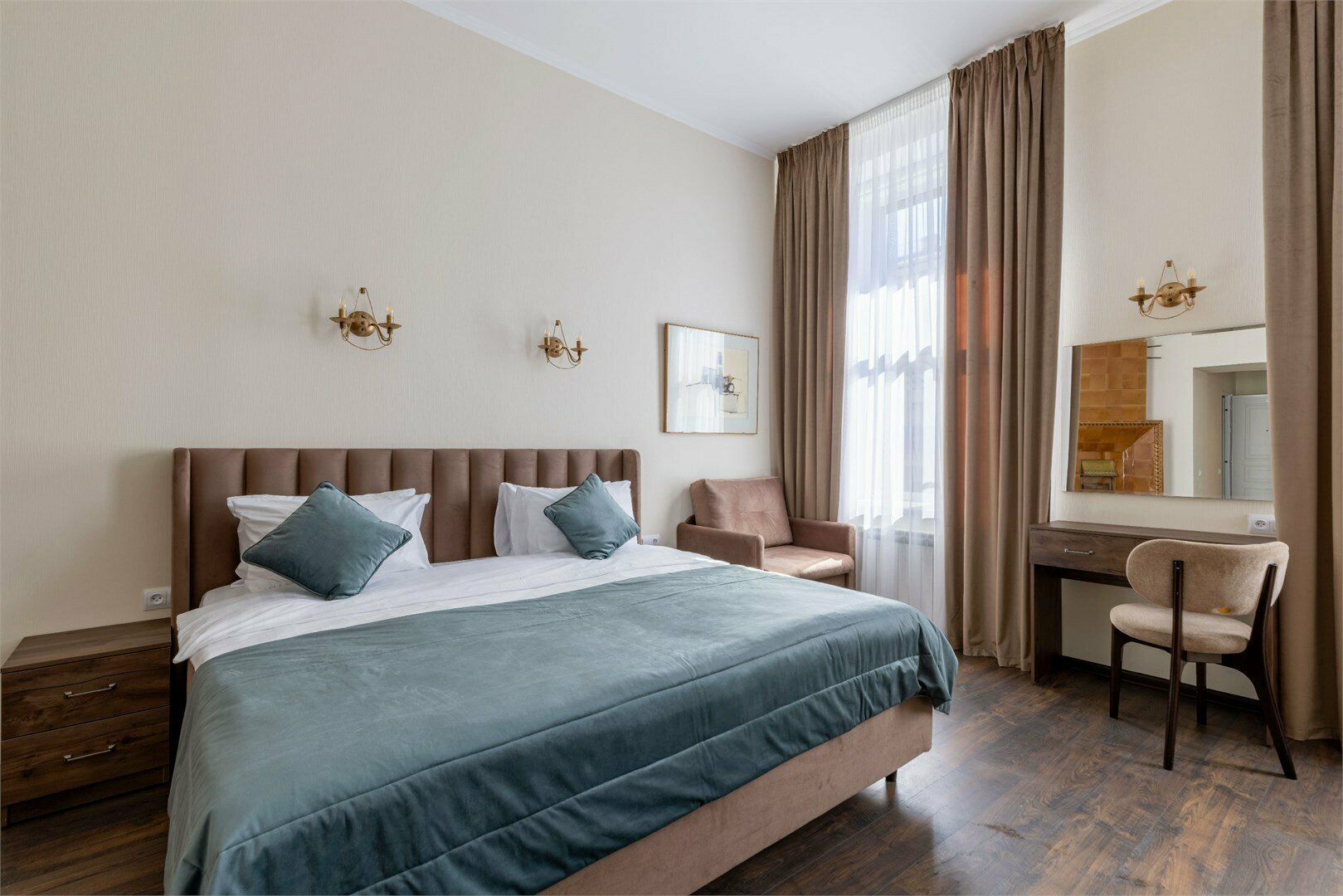 Делюкс Апартаменты с кроватью "Кинг-Сайз" и видом на город №5