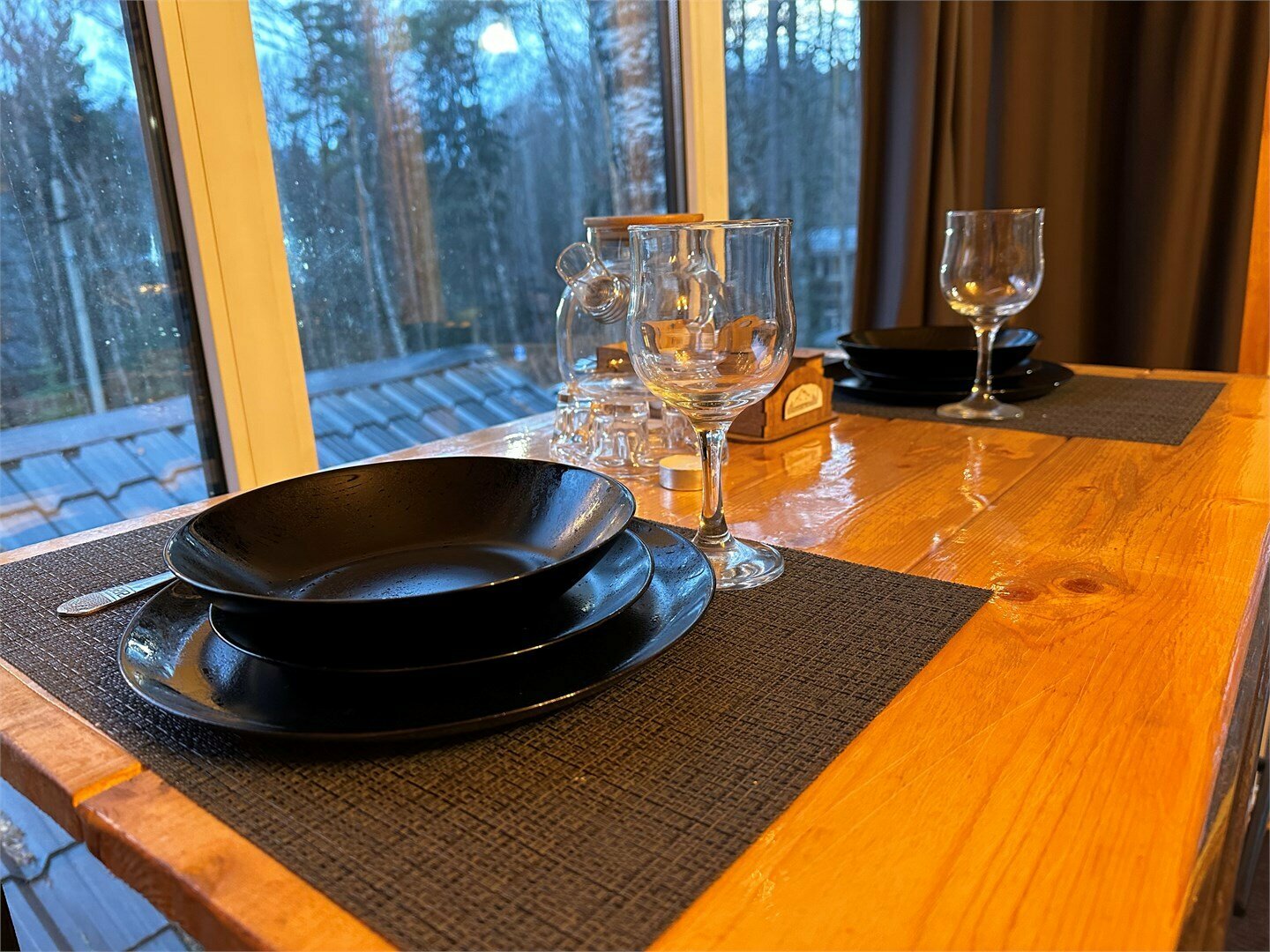 Домик на земле 3 (двухъярусная кровать, двухспальная кровать)