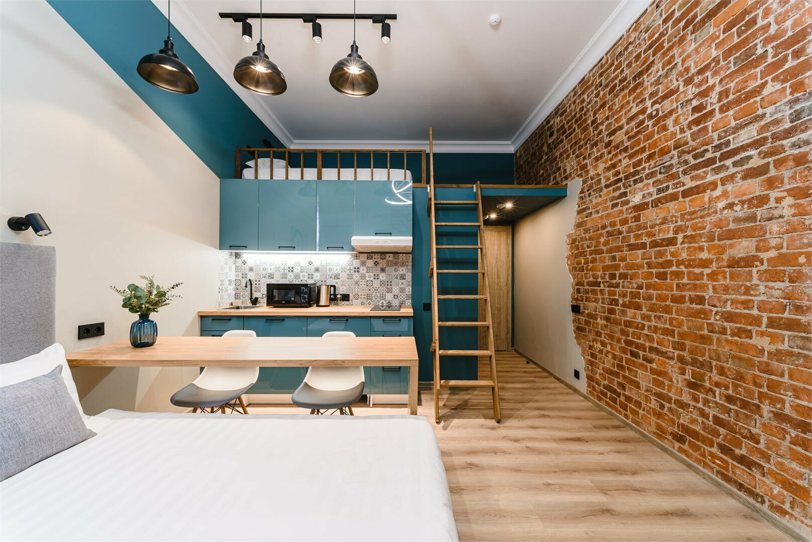 Двухуровневый четырехместный номер