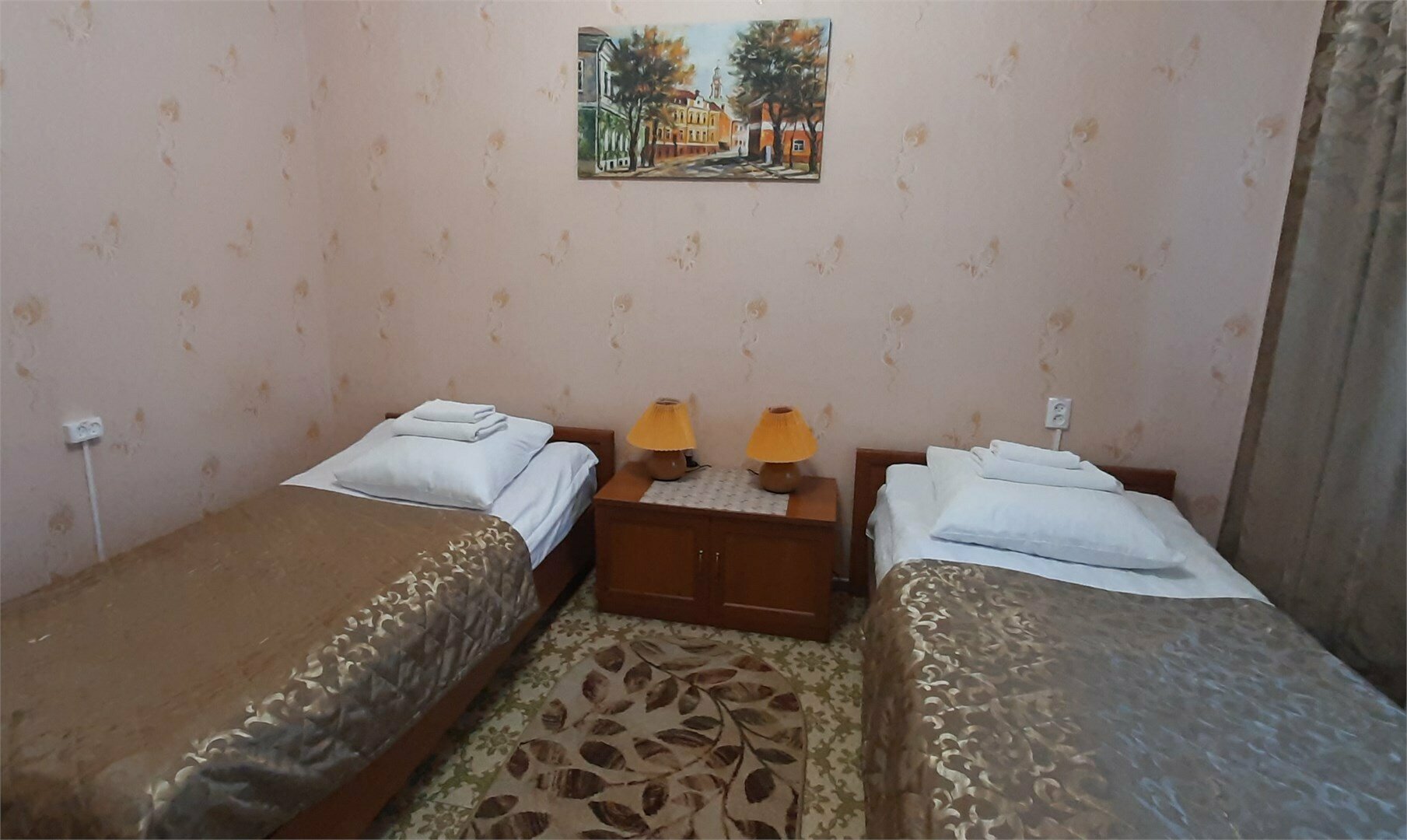 Улучшенный двухместный номер с 2 отдельными кроватями