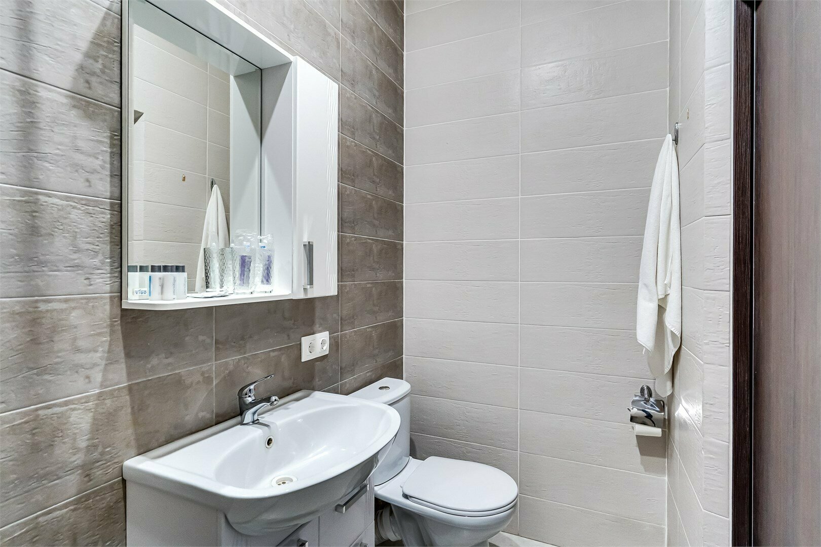 Трехместный