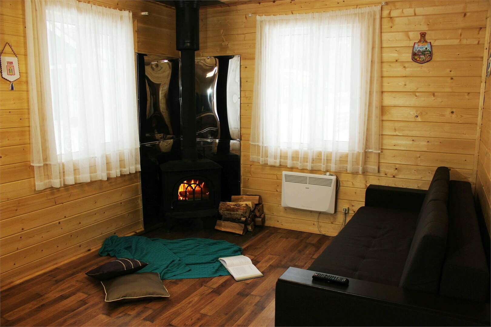 Двухэтажный дом с тремя спальнями