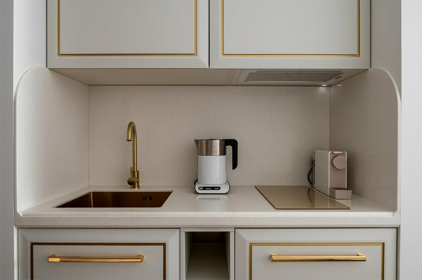 Апартамент "Мягкий Свет" (цокольный этаж)