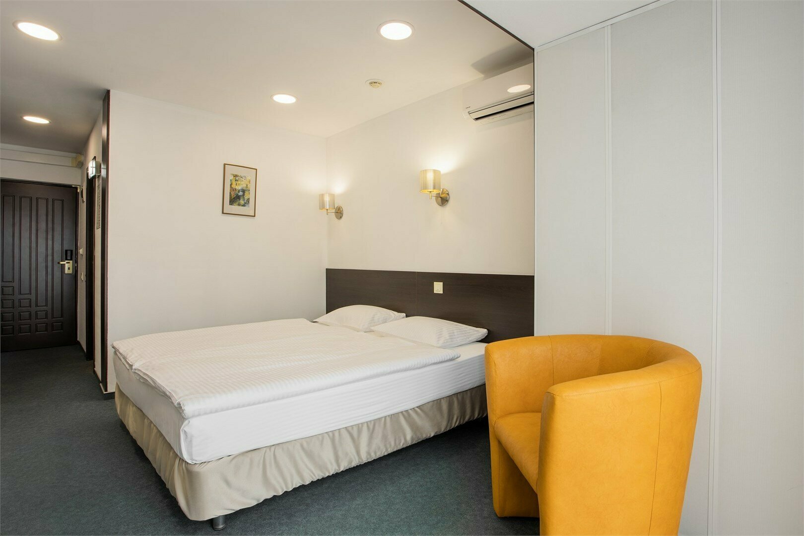 Стандартный двухместный номер с 1 кроватью или 2 отдельными кроватями