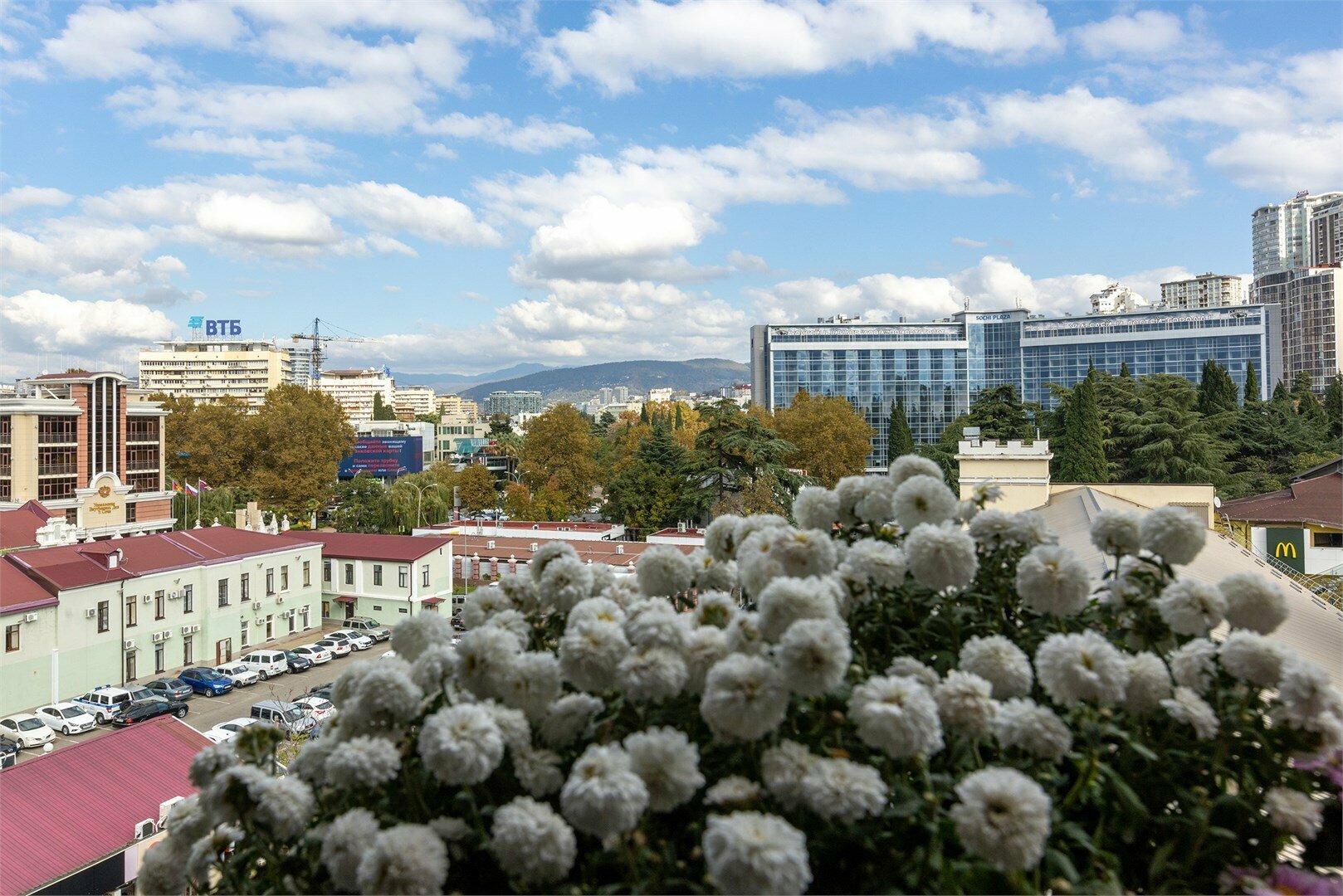 НОМЕР "КОМФОРТ" С КРОВАТЬЮ "QUEEN-SIZE"