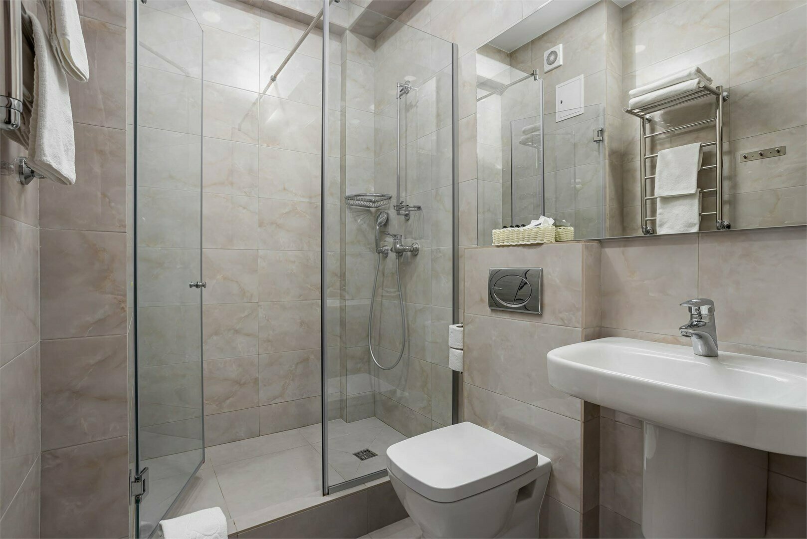 Люкс с балконом