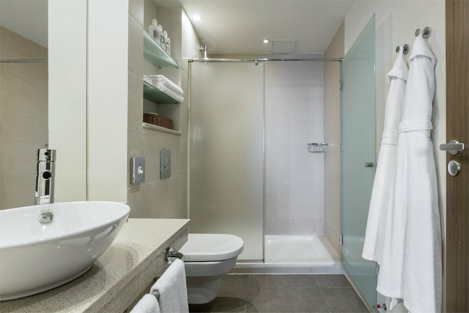 Апартаменты с двумя спальными и кухней