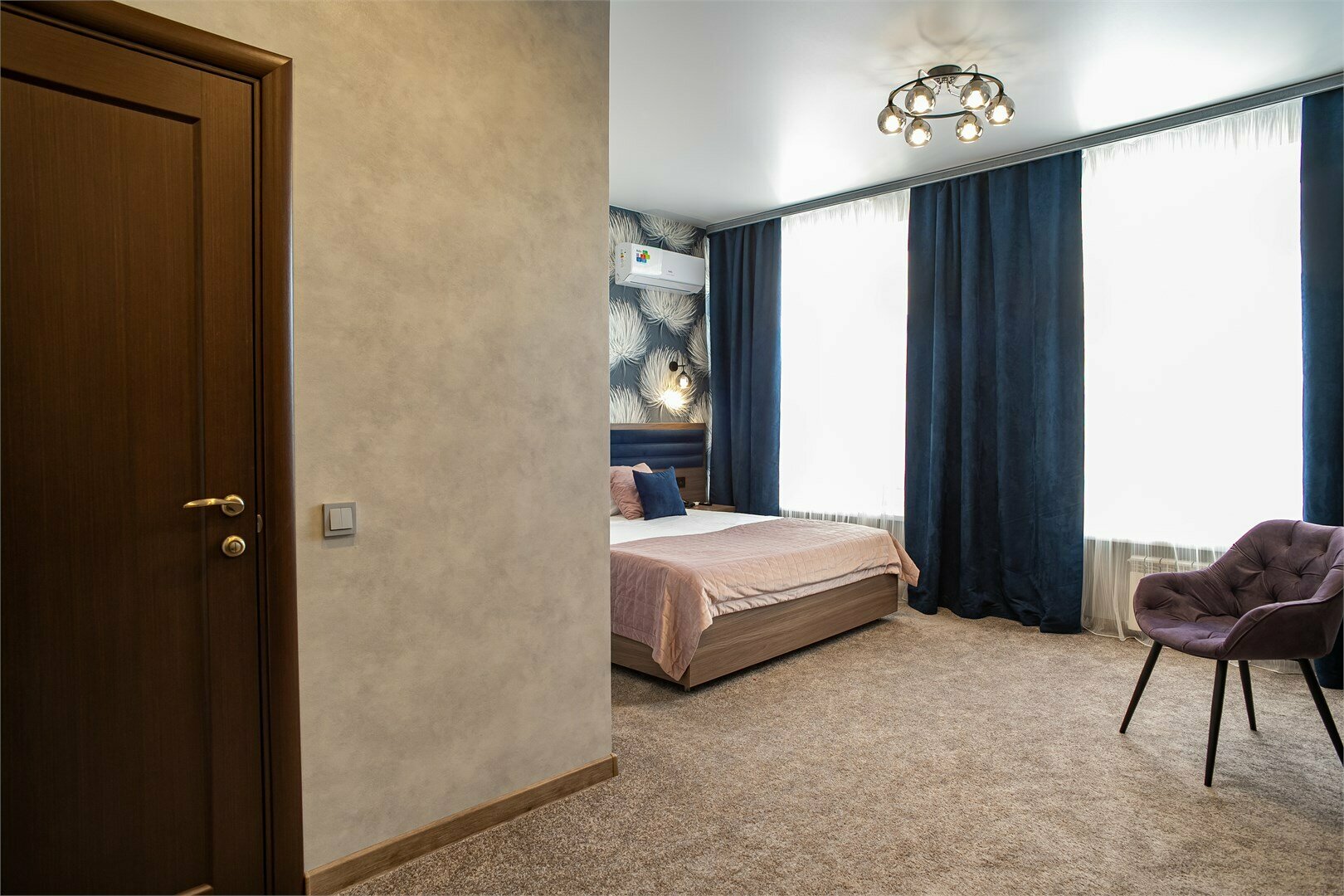 Полулюкс с 1 двуспальной кроватью