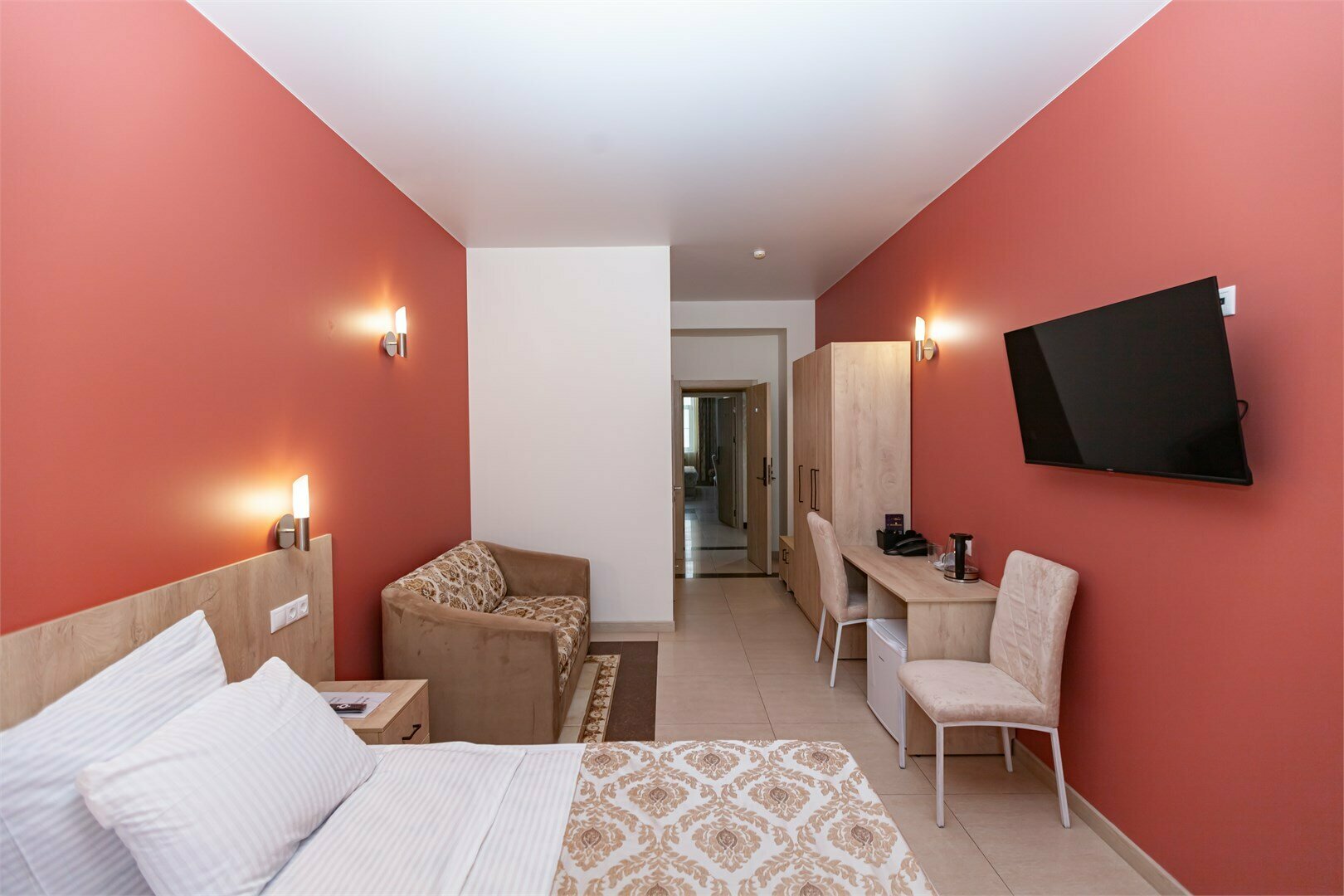 КОМФОРТ 3-местный (с диванчиком). Новый номерной фонд