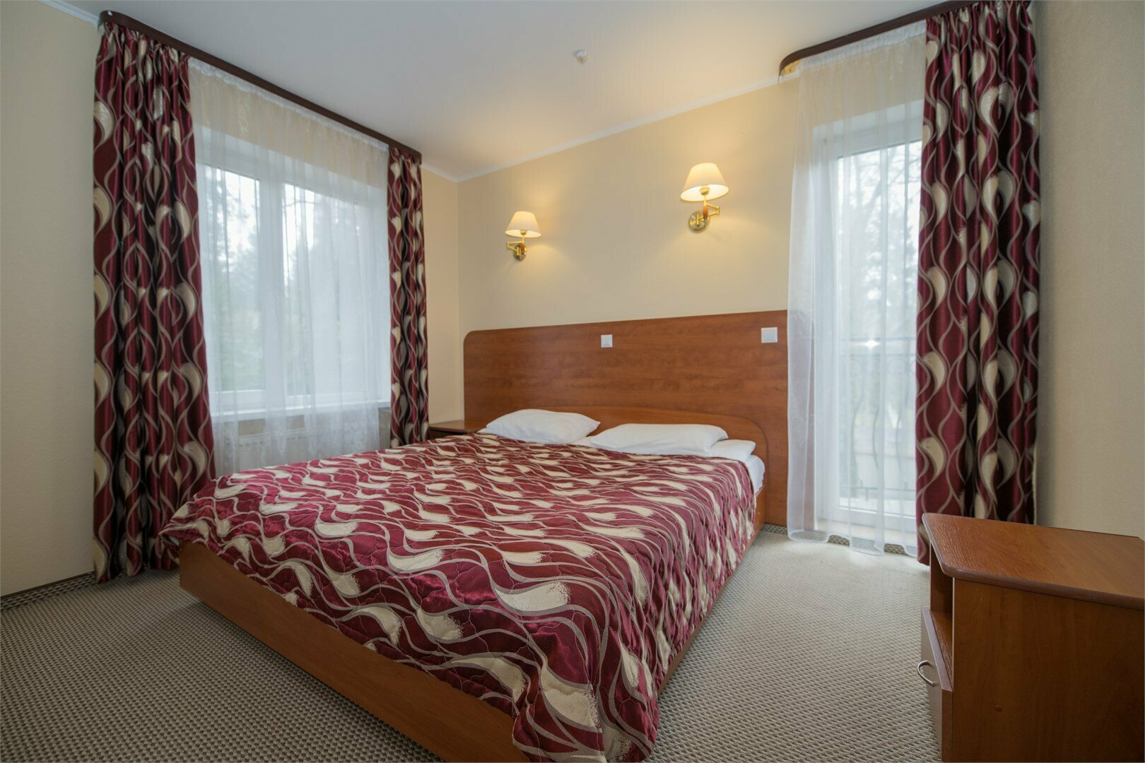 «Двухместное размещение в двух комнатах"