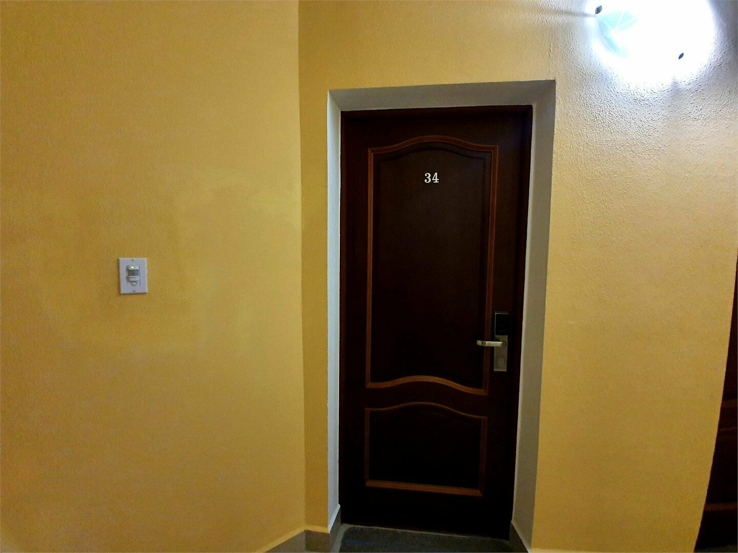 Семейный номер с балконом № 34