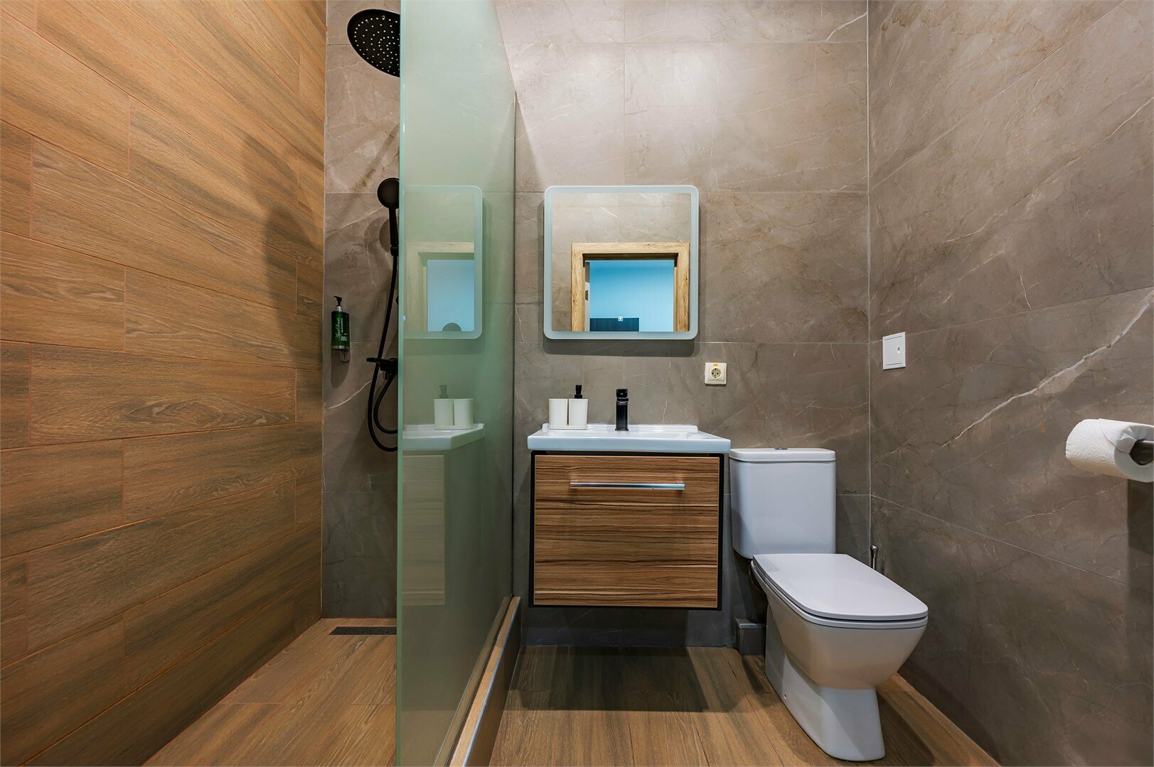 Апартаменты с балконом