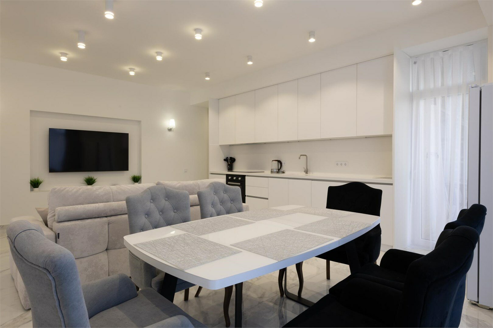 Улучшенные апартаменты с балконом