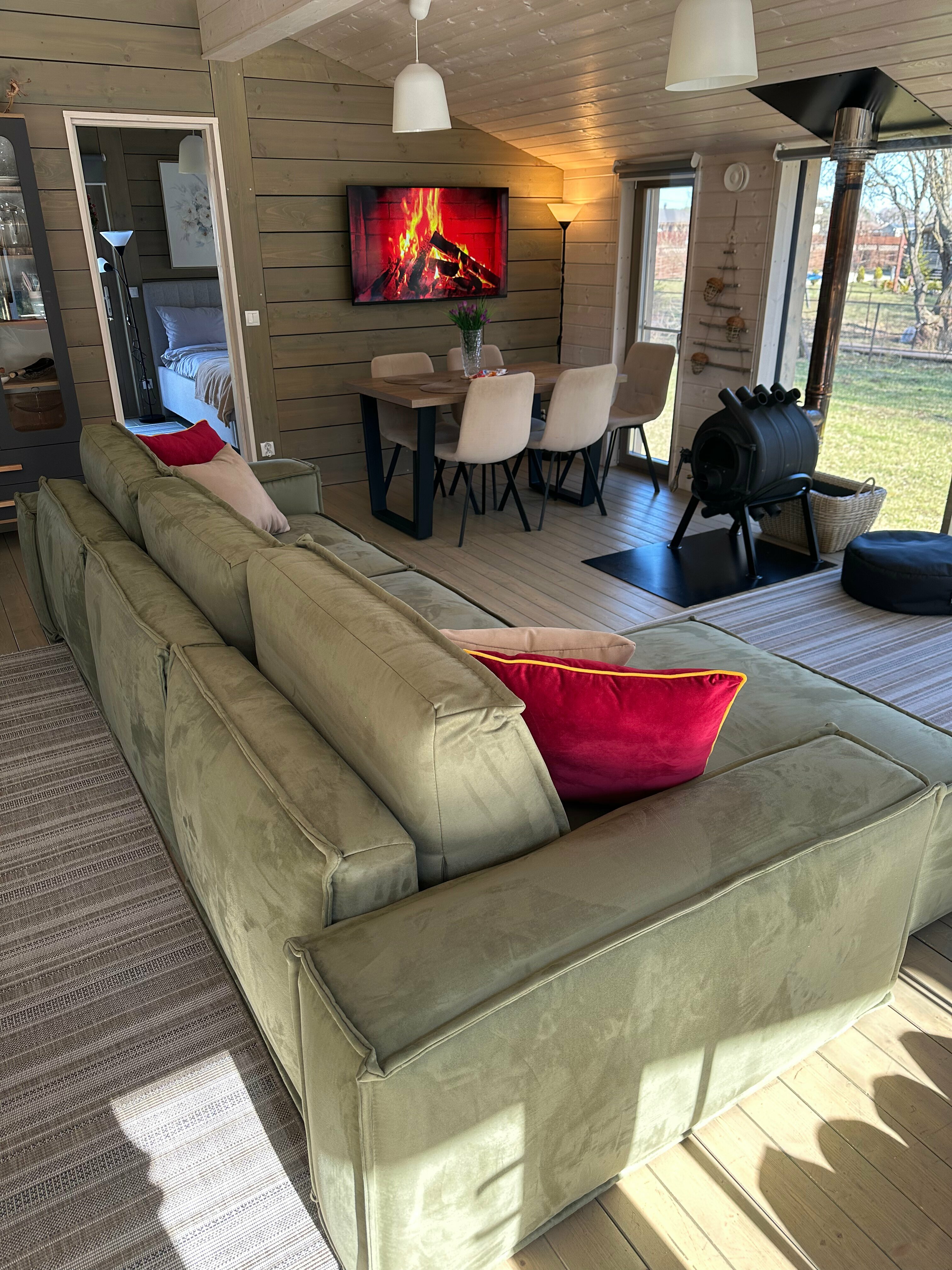 Дом у леса «Изумрудный»