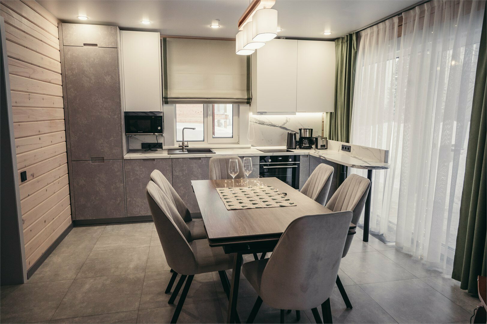 Коттедж с видом на лес