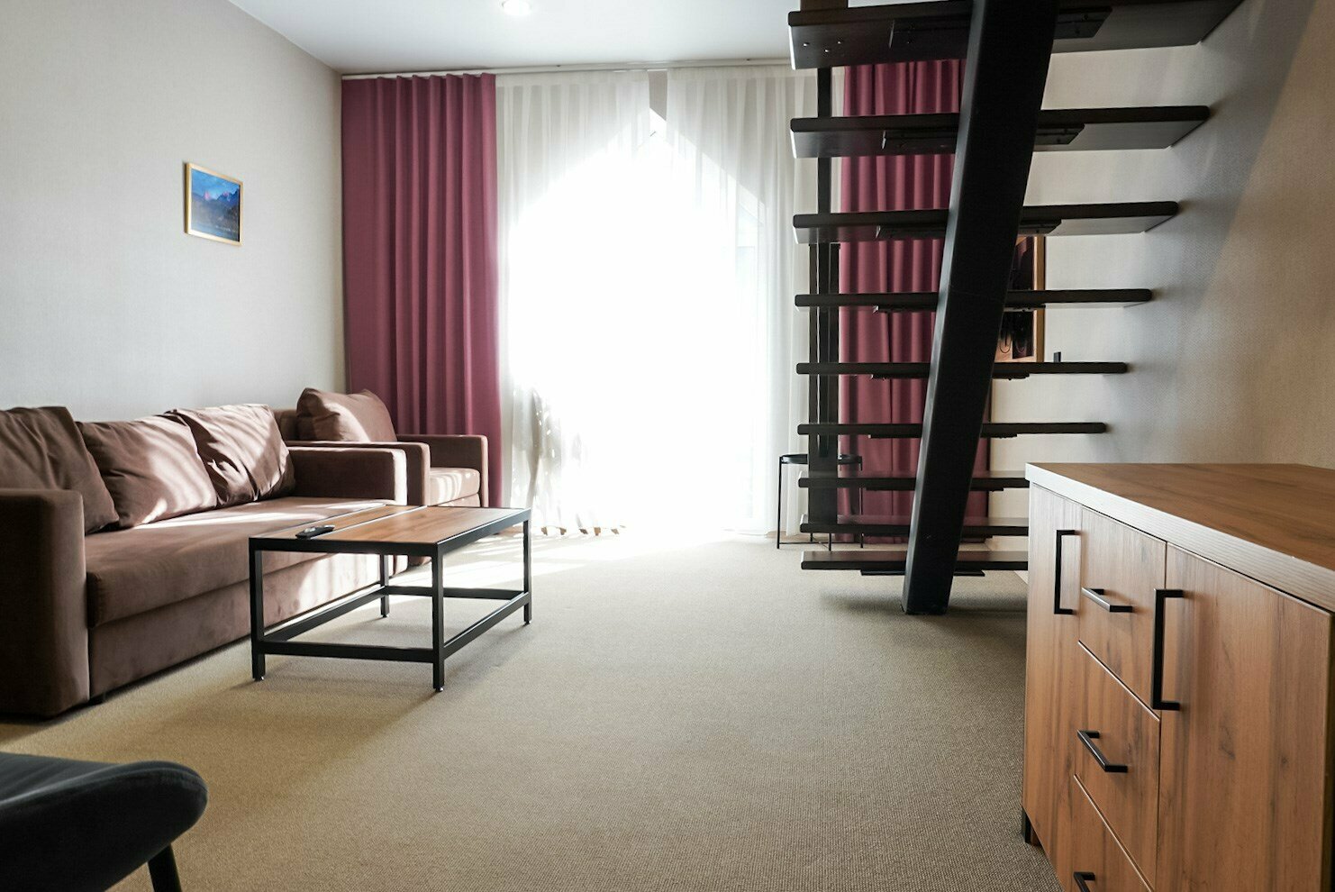 Апартаменты двухуровневые с 3 спальнями