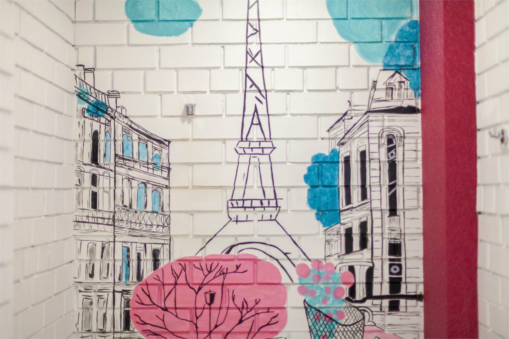 311- "Я не такая". Апартаменты  студия+ спальня, с 1кроватью "King- size", диваном-кроватью, электрокамином и кухней. Новый 2 корпус, бесплатная стоянка