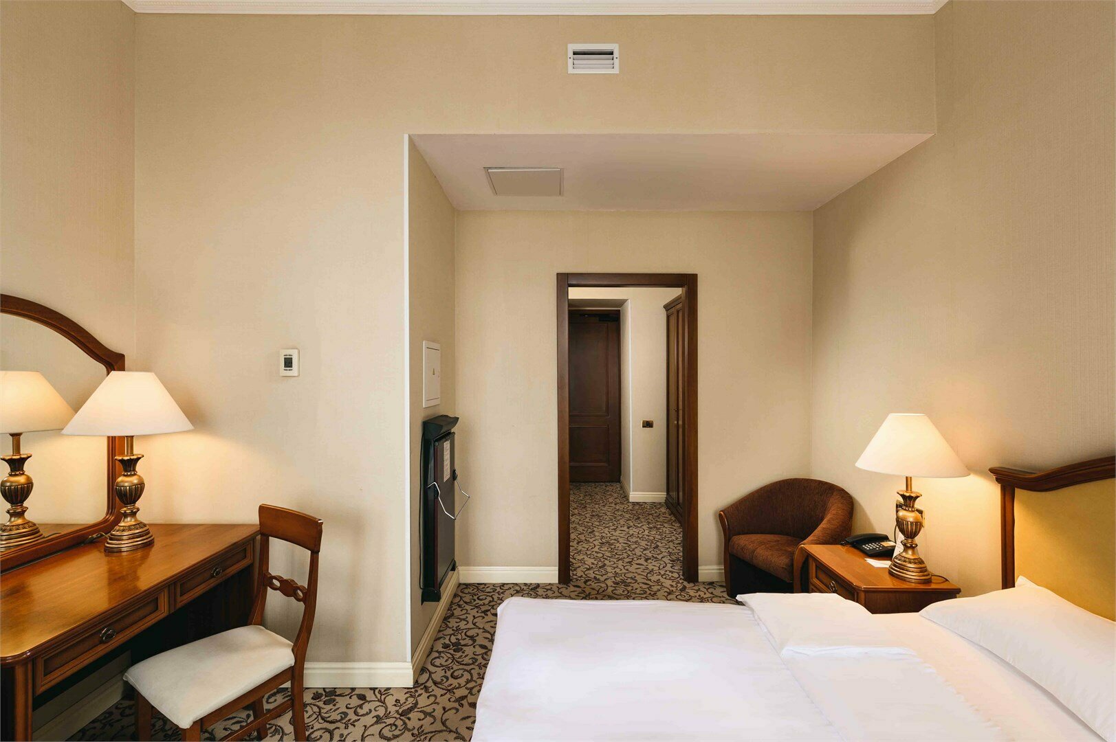 Улучшенный Классик с видом на море 4*