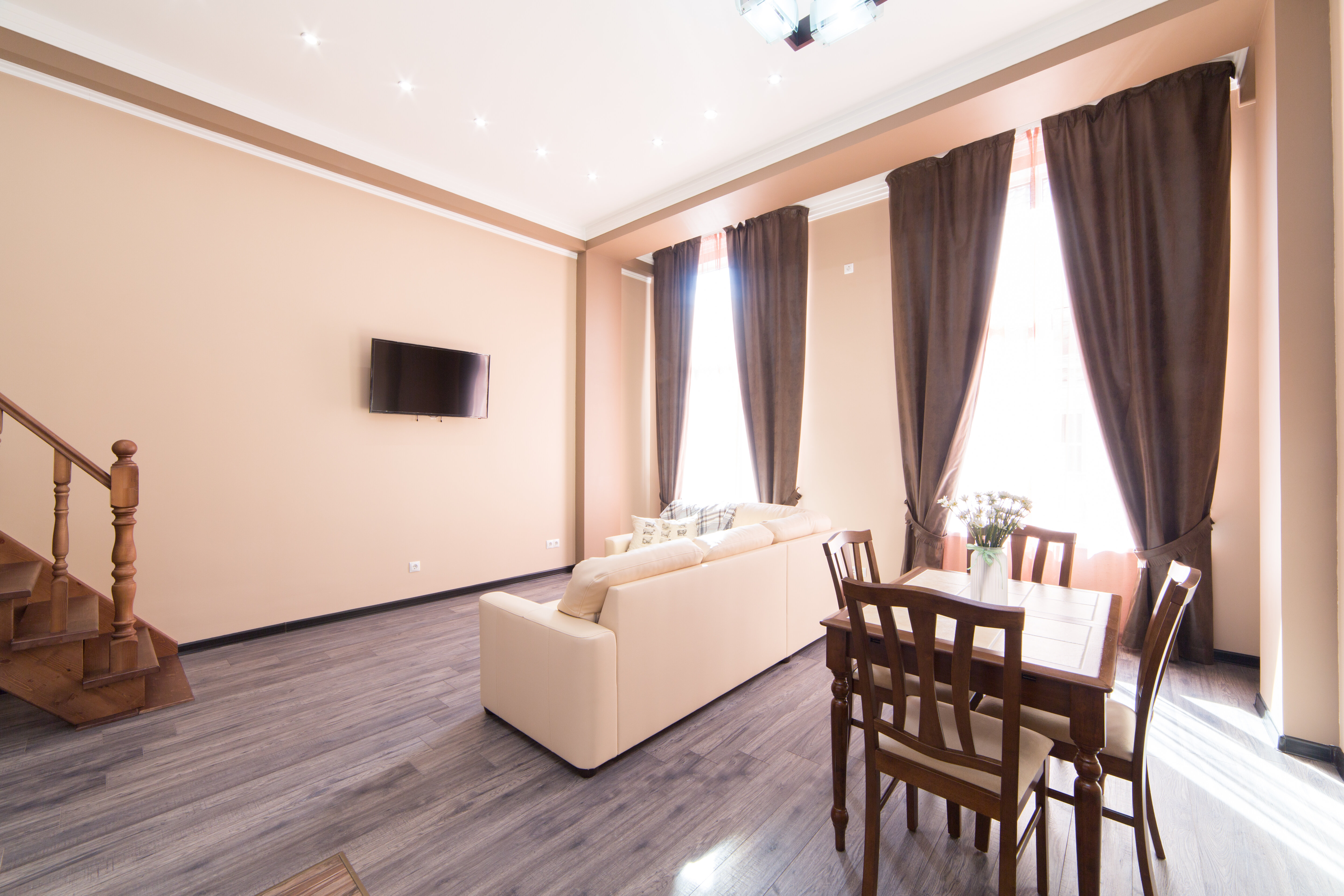 Апартаменты с 2-я односпальными кроватями и ванной комнатой 