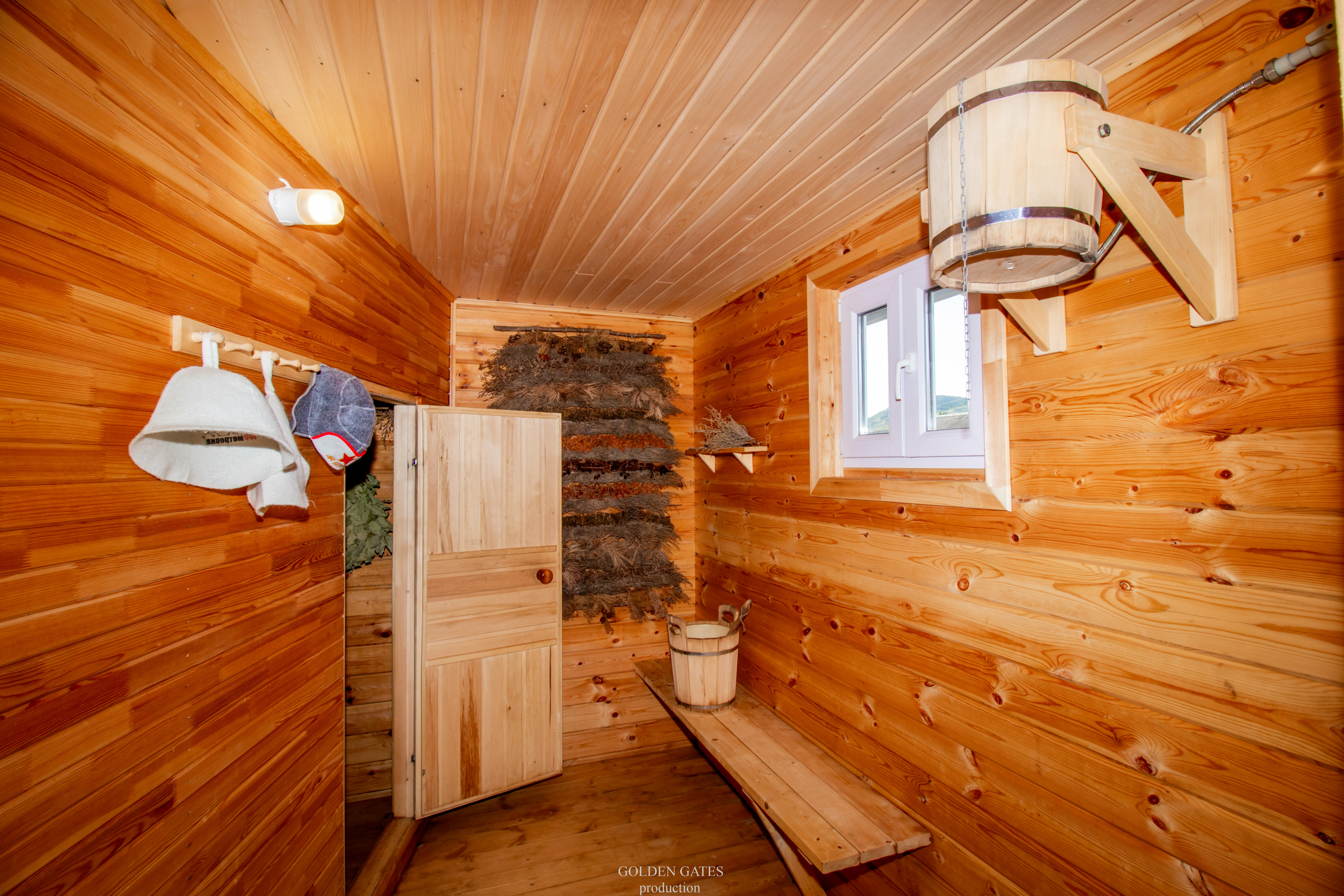 Двухместный номер с 2 отдельными кроватями и балконом