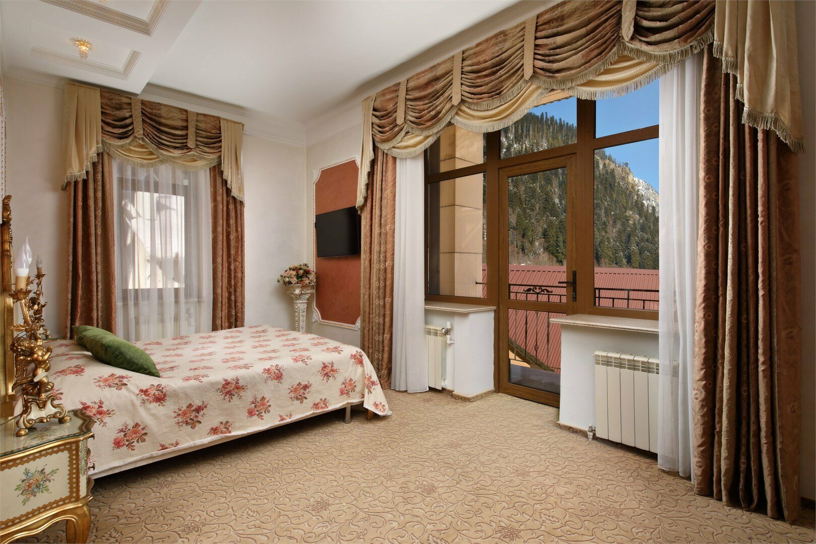 ЛЮКС С БАЛКОНОМ(№4)