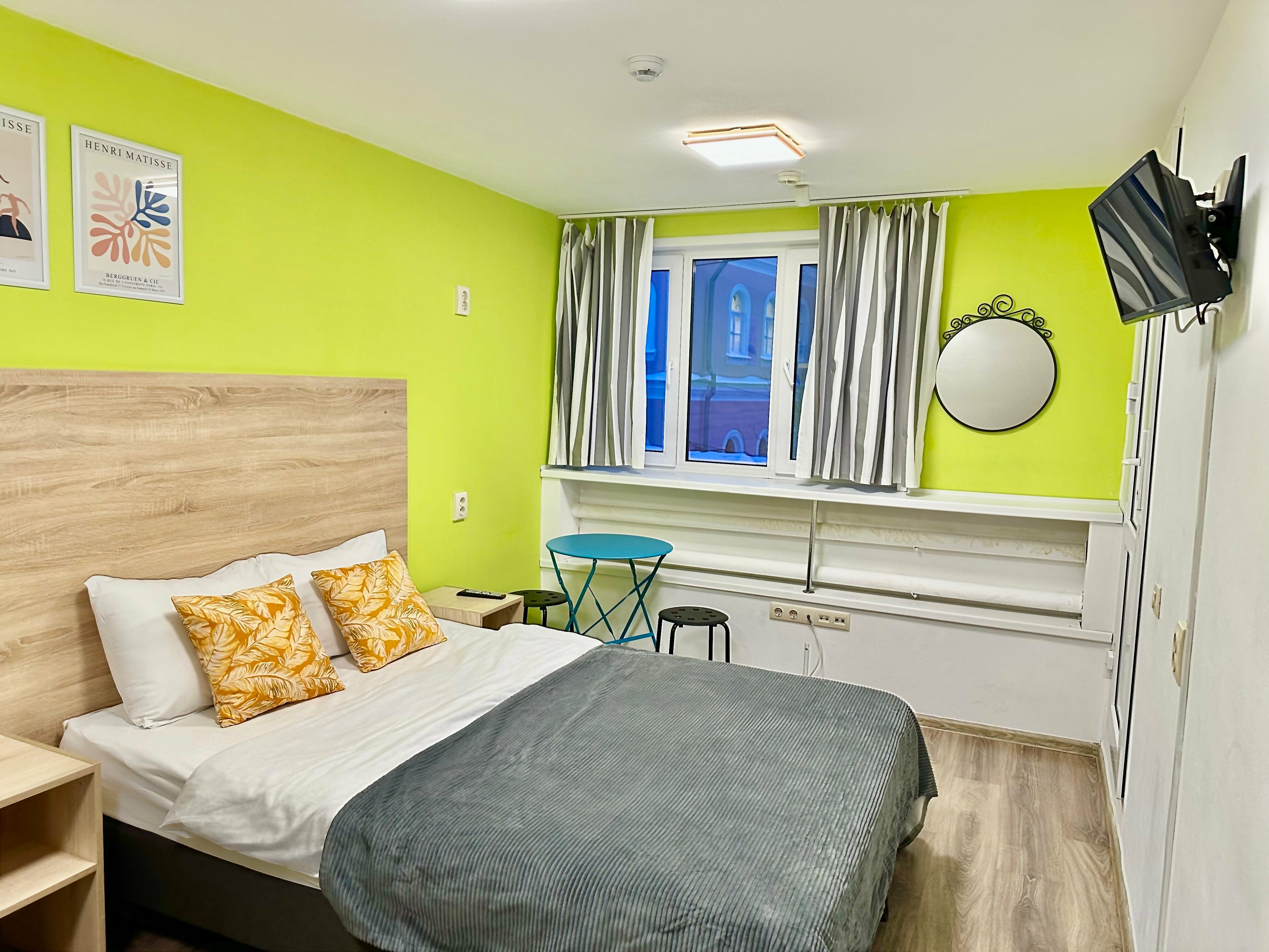 Двухместный номер с 2 отдельными кроватями и душем