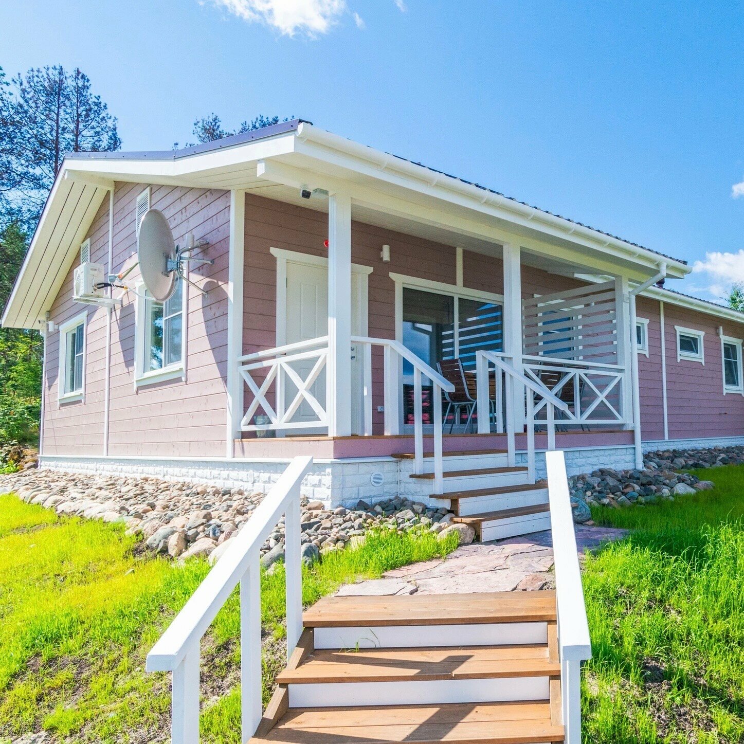 Дом с видом на озеро