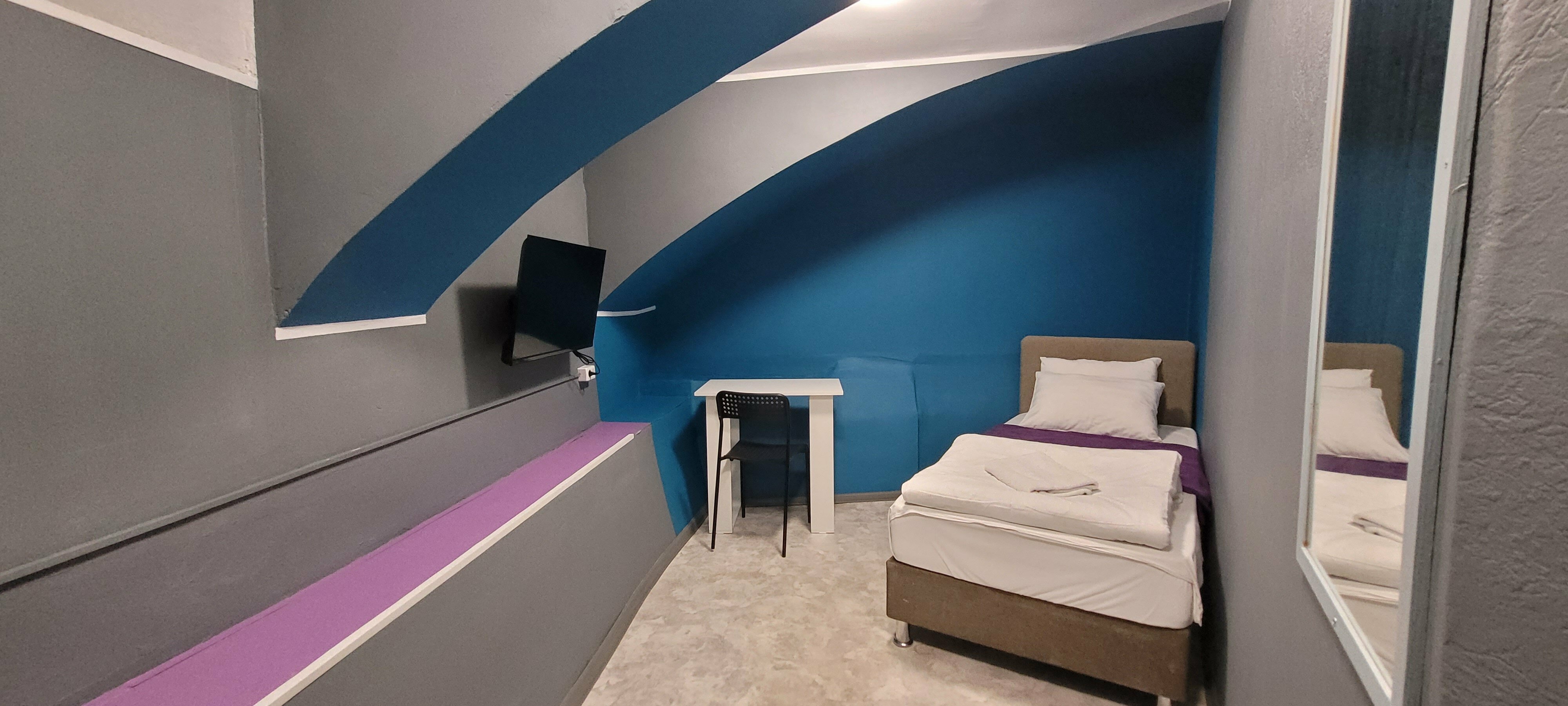 Бюджетный одноместный номер с общим с/у на этаже