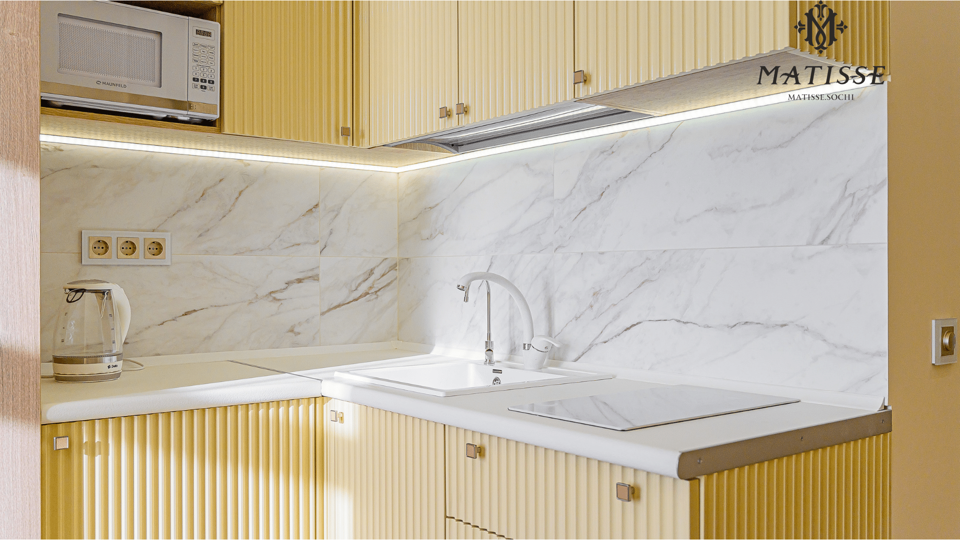 Номер-студия с видом на море