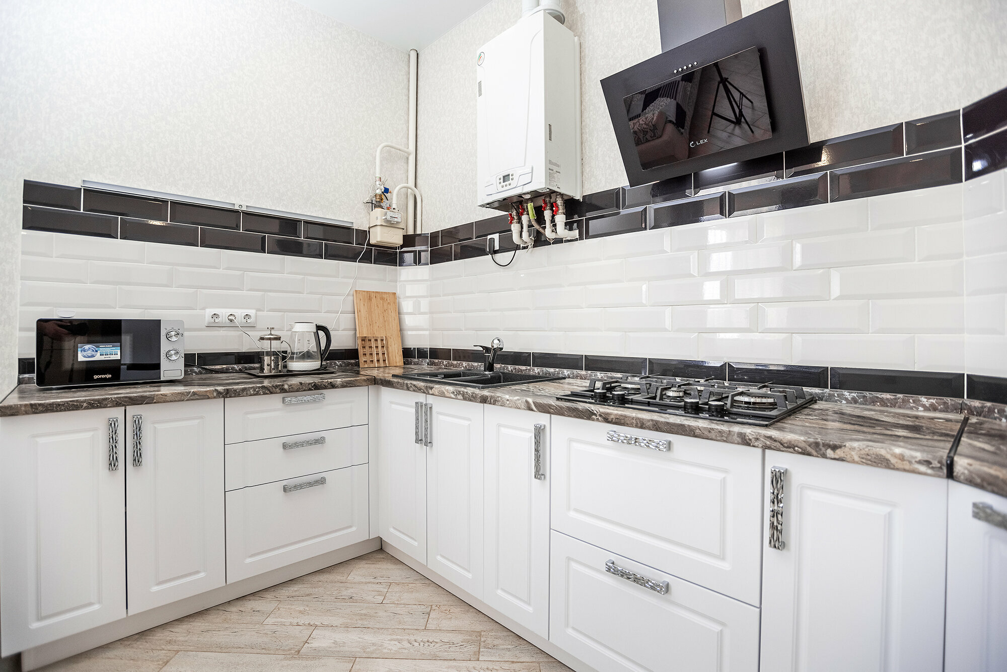 Апартаменты с видом на бассейн