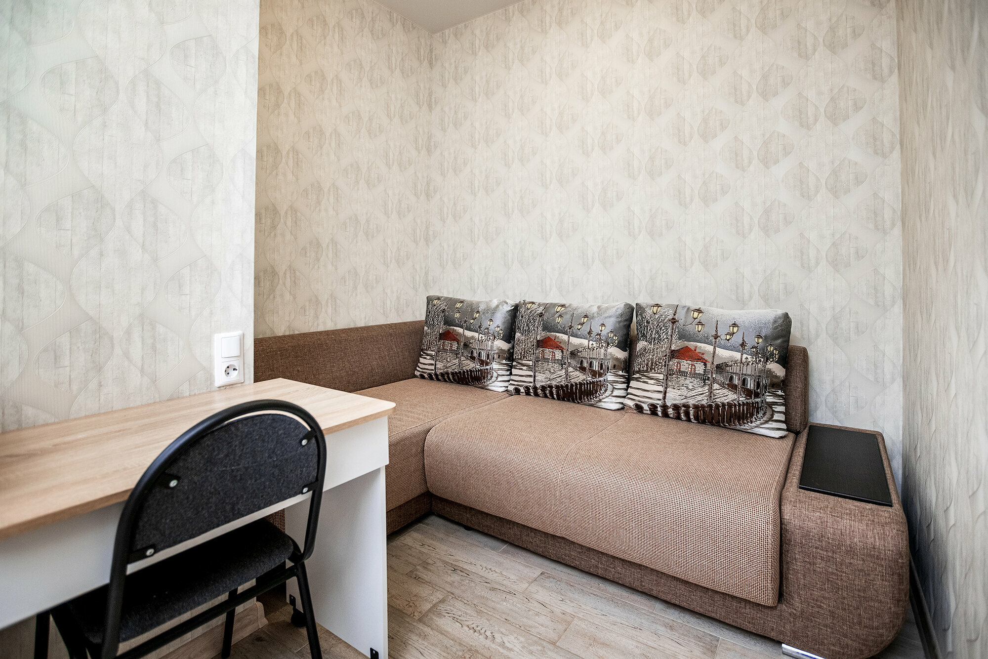 Апартаменты с видом на бассейн