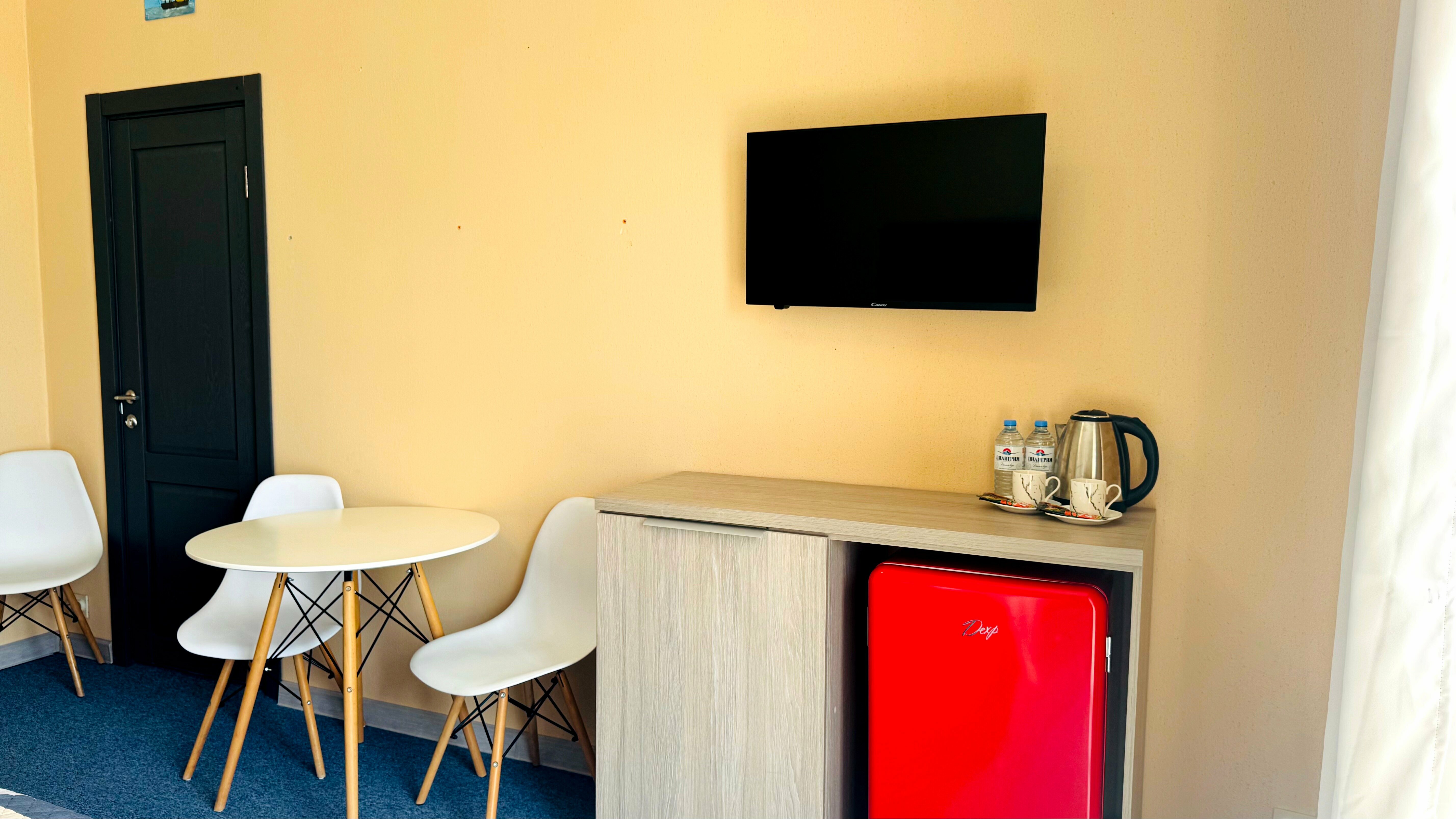 Трехместный номер с видом на море