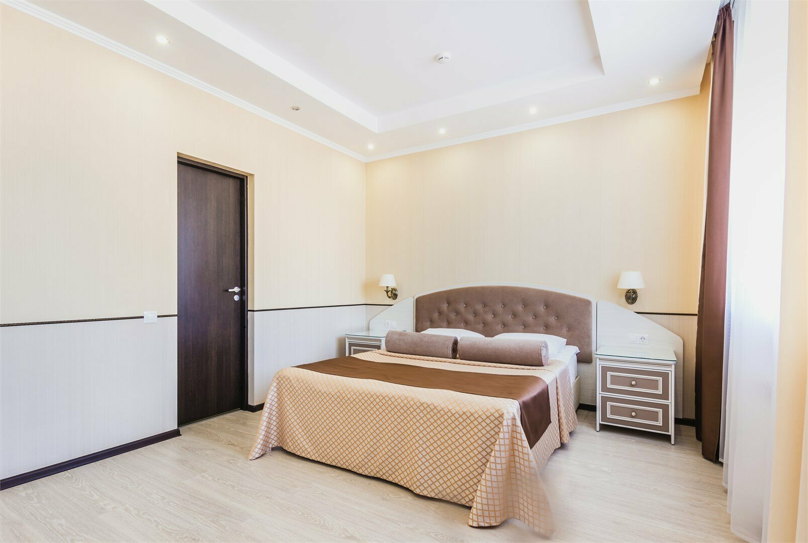 Бизнес с видом на парк без балкона