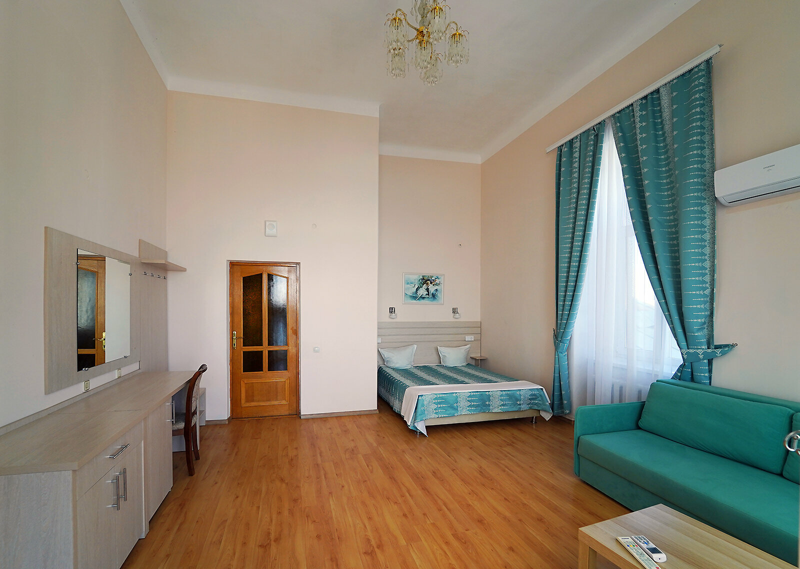 Двухместный номер "Люкс" с балконом и видом на море