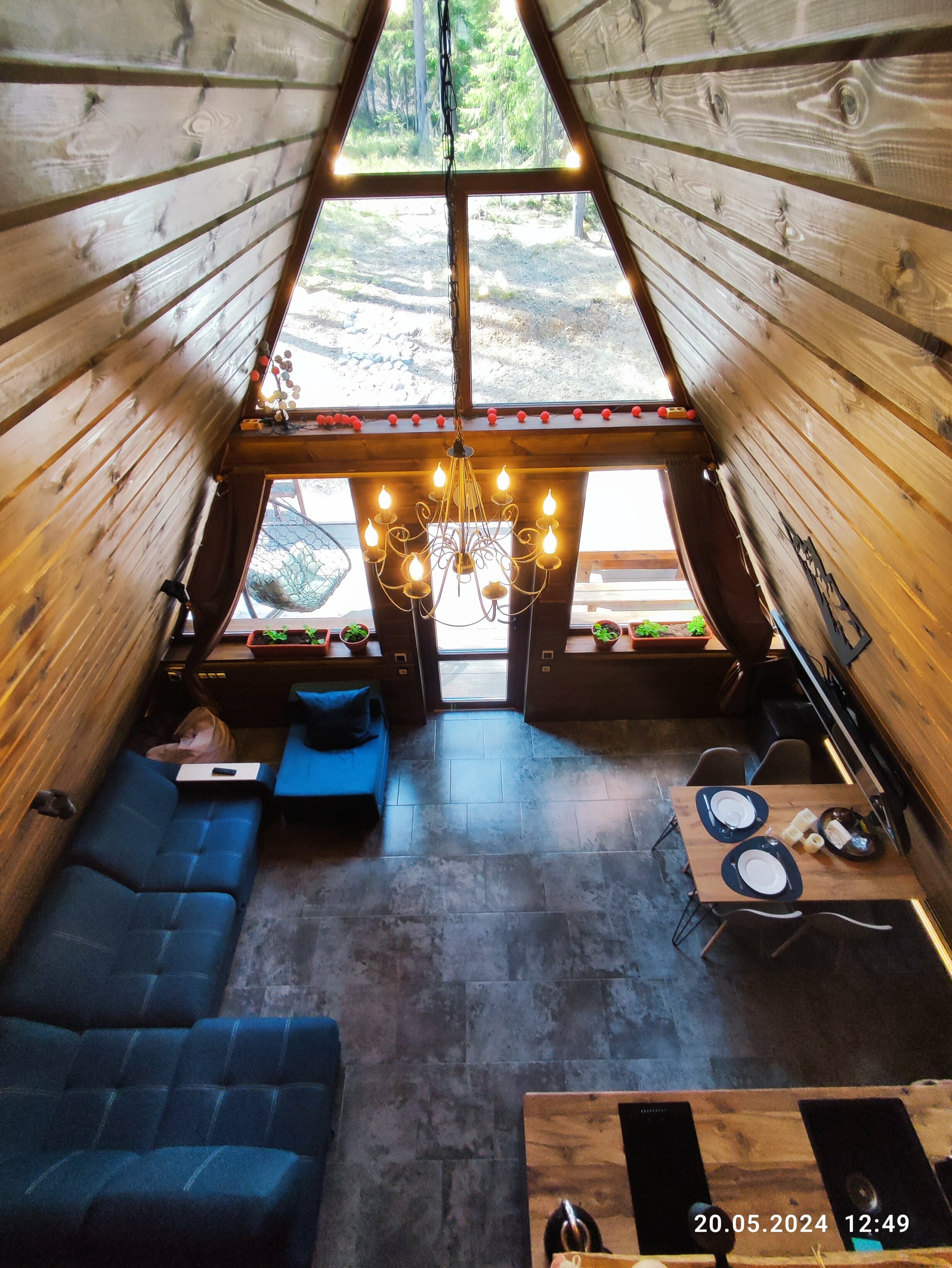 Коттедж с видом на лес