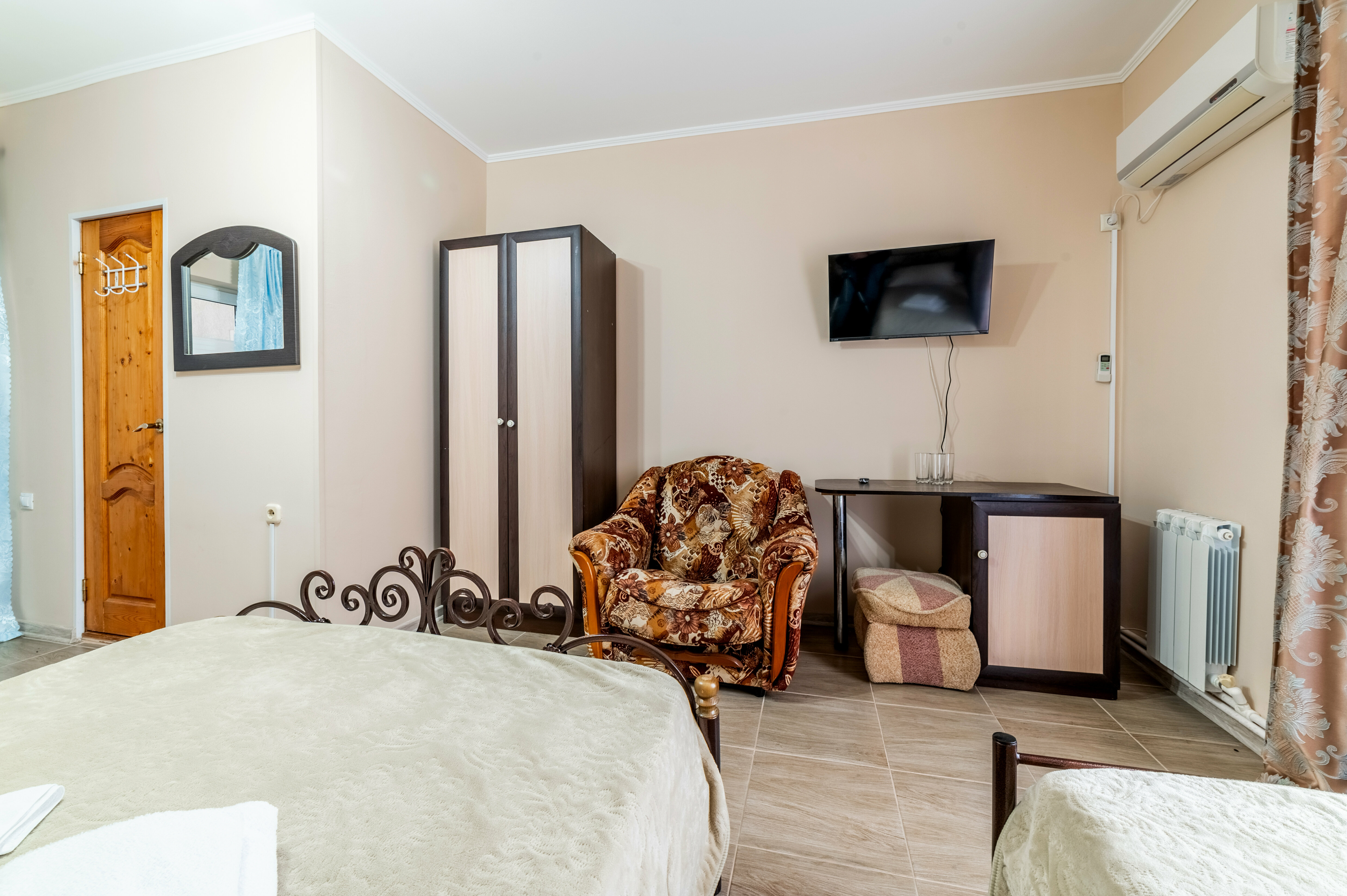 2.2 Трехместный номер категории "Стандарт"