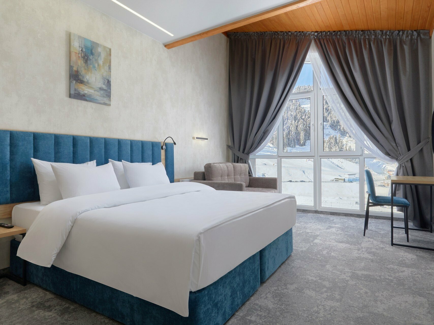 Family suite 4-местный 3-комнатный с балконом