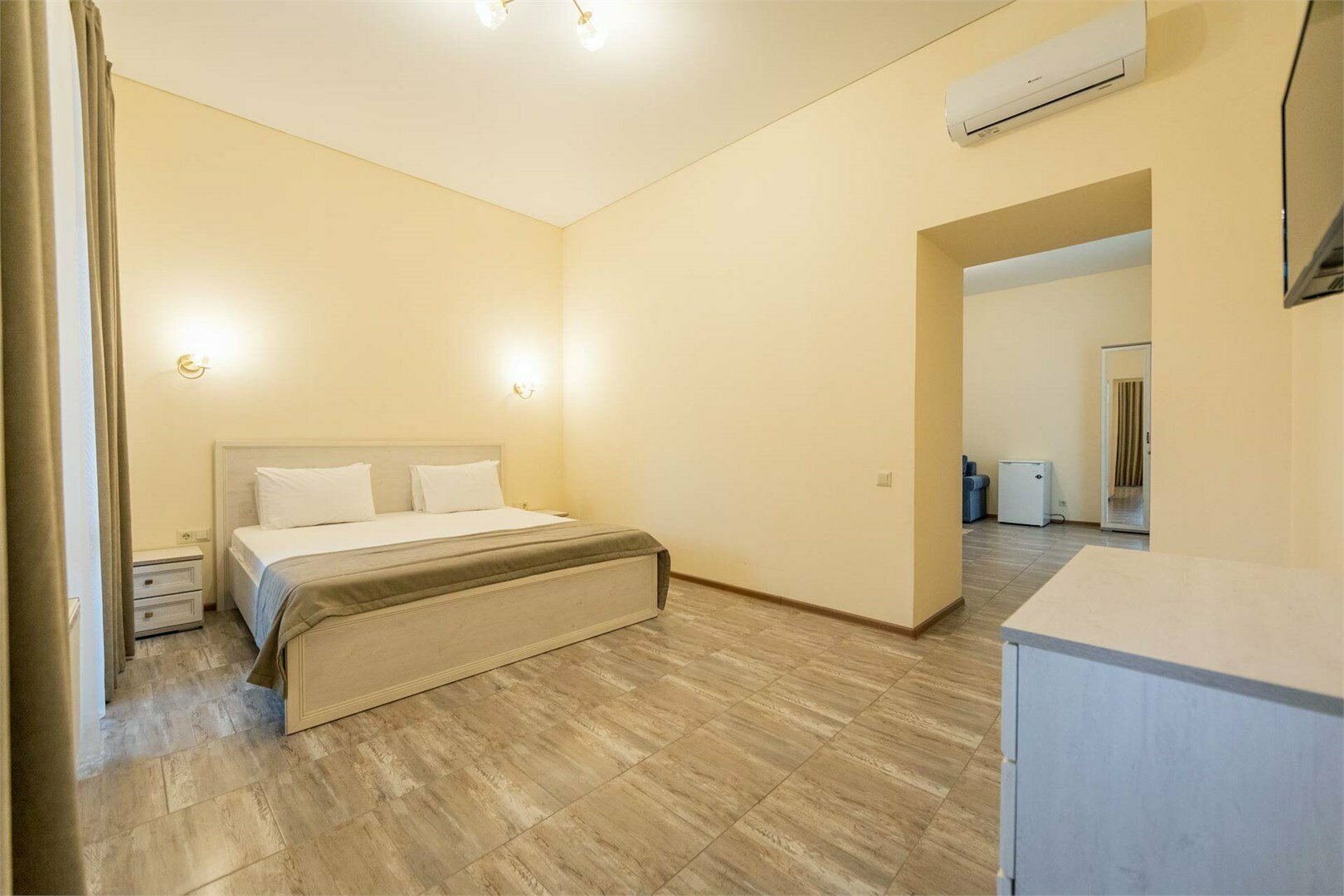 Апартаменты «Романова»