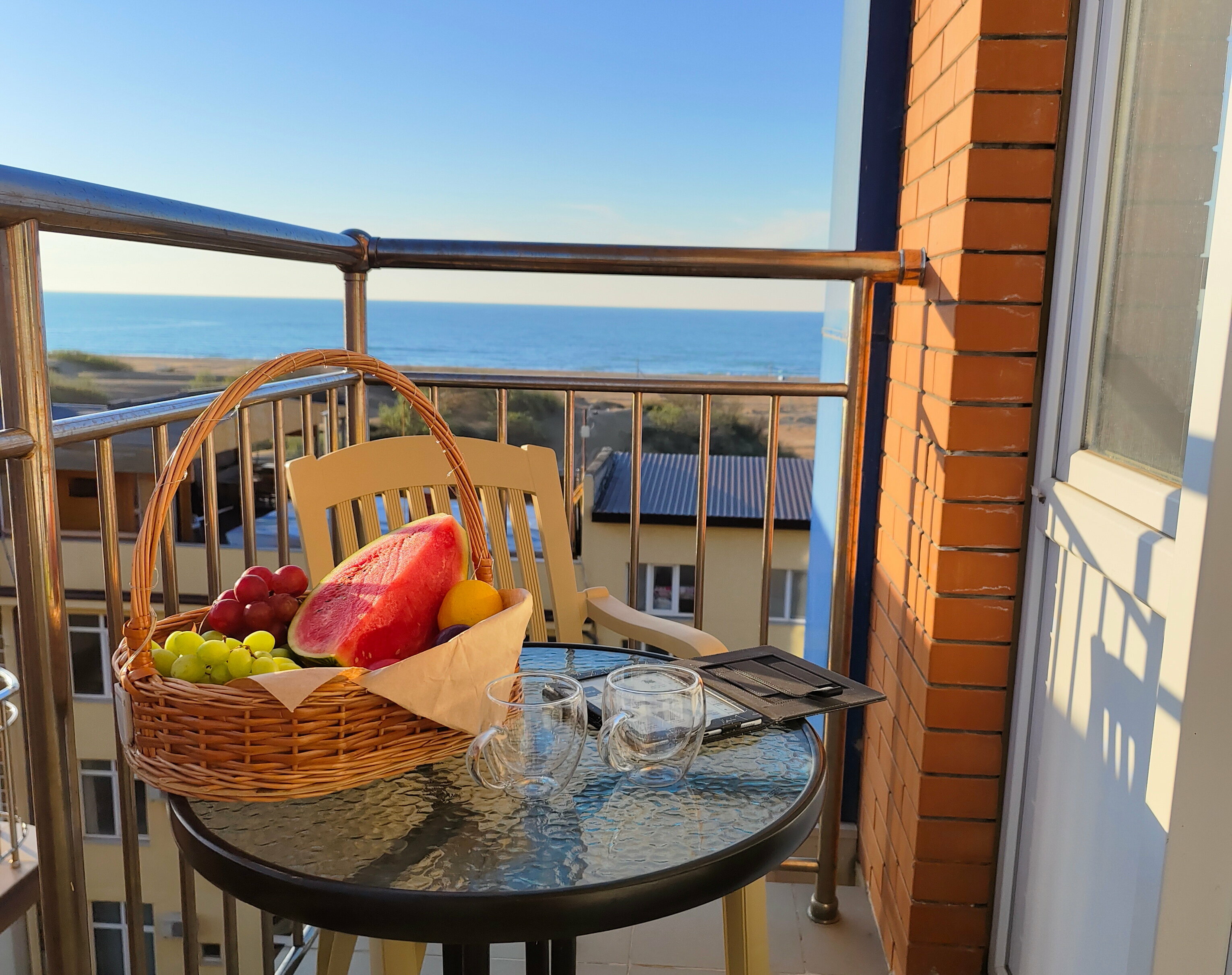 3х местный комфорт с боковым видом на море