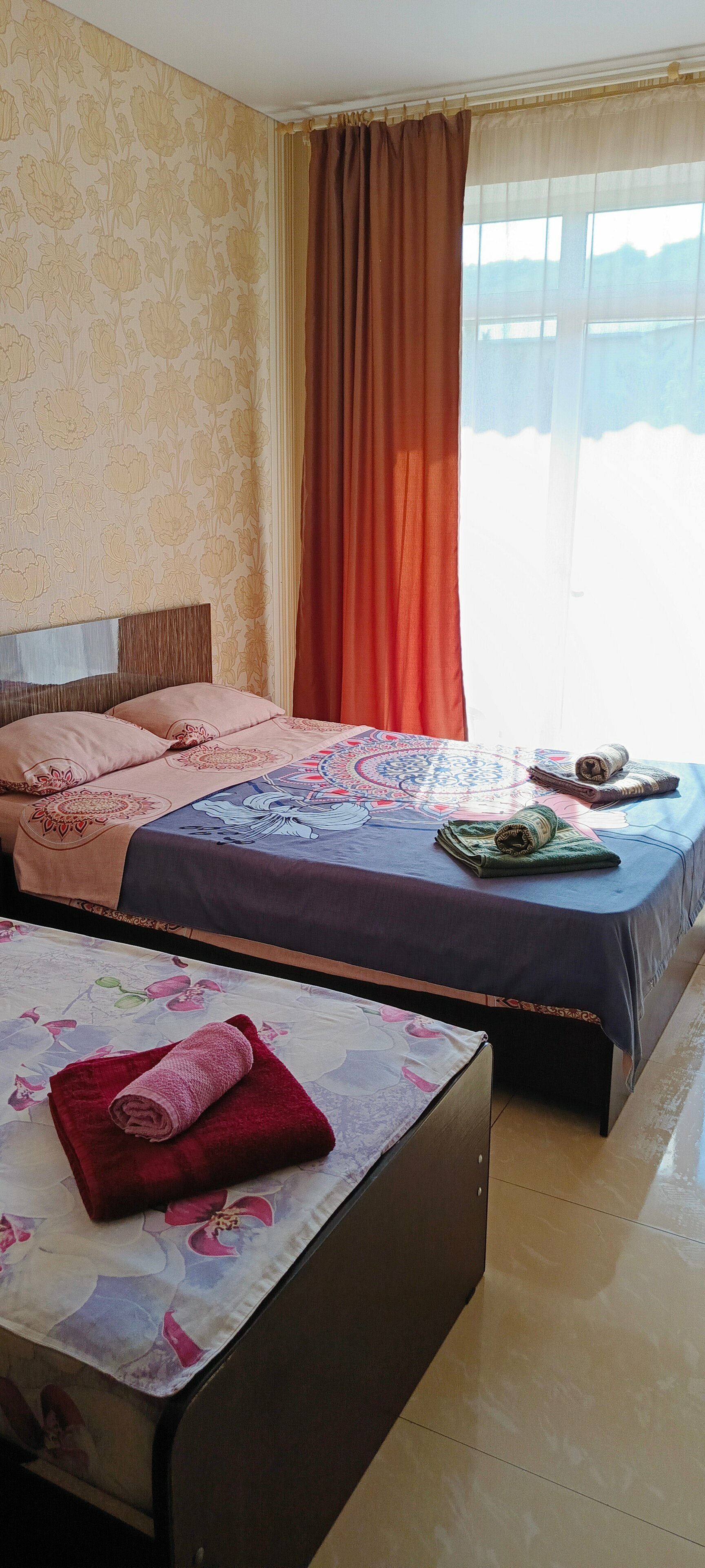 Трехместный номер с балконом