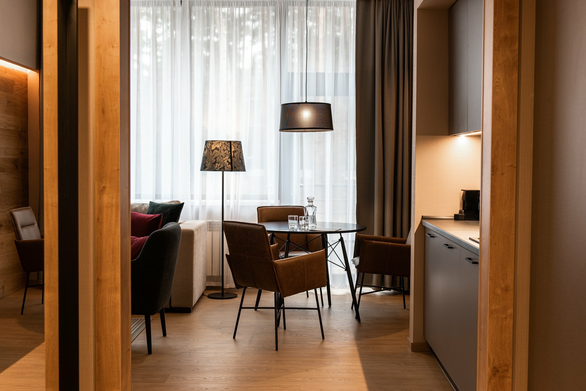 Двухкомнатный сьют