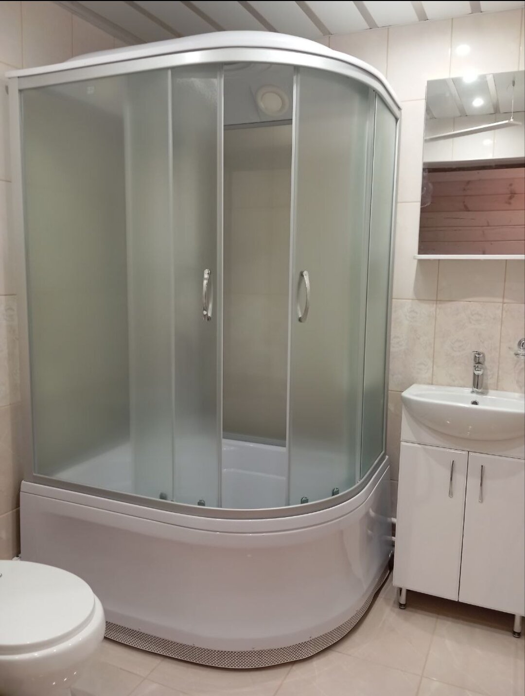 Деревянный коттедж (половина 3Л), 2 этажа на 3 человека