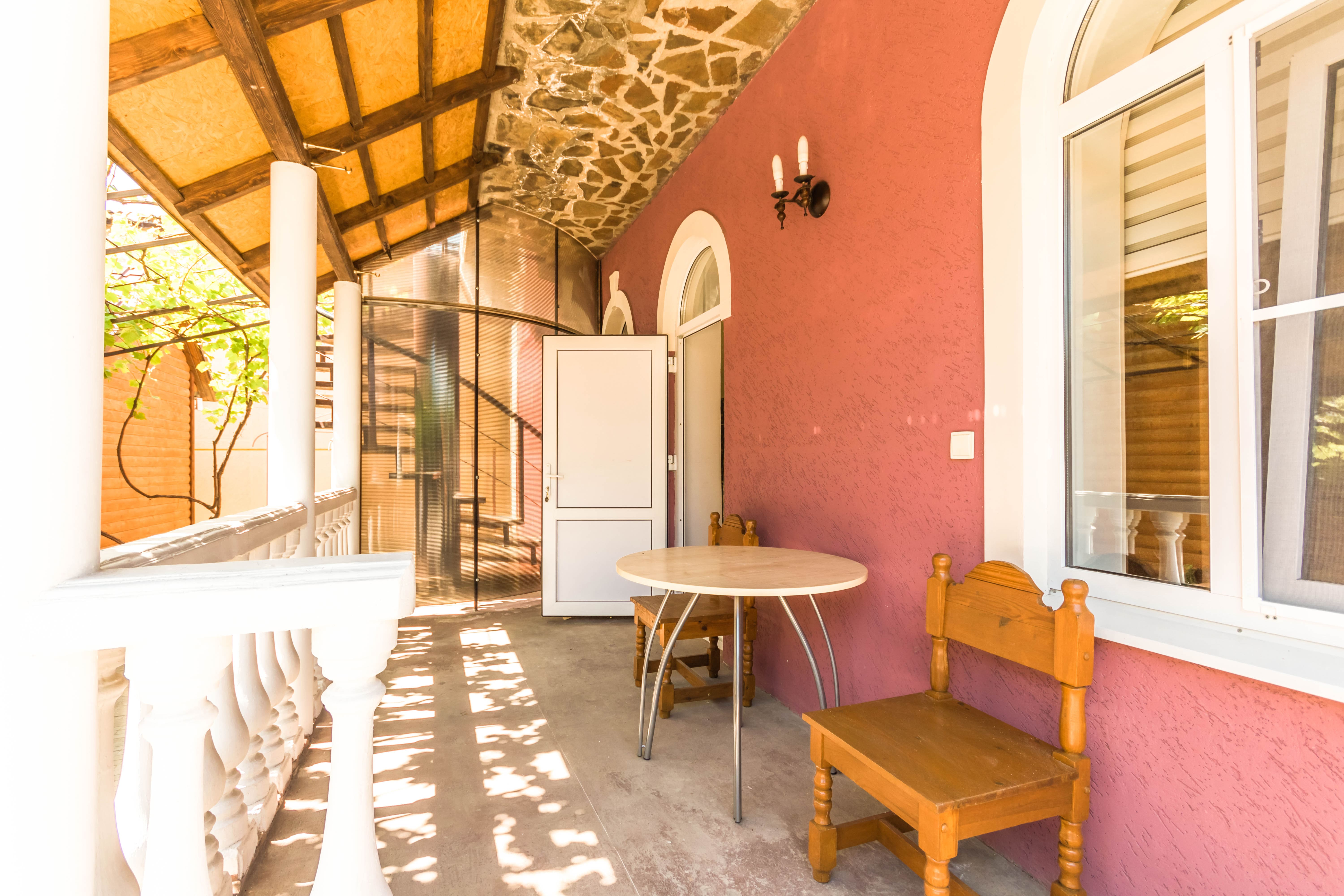 Номер 3-х местный 2-х комнатный c кухней и верандой