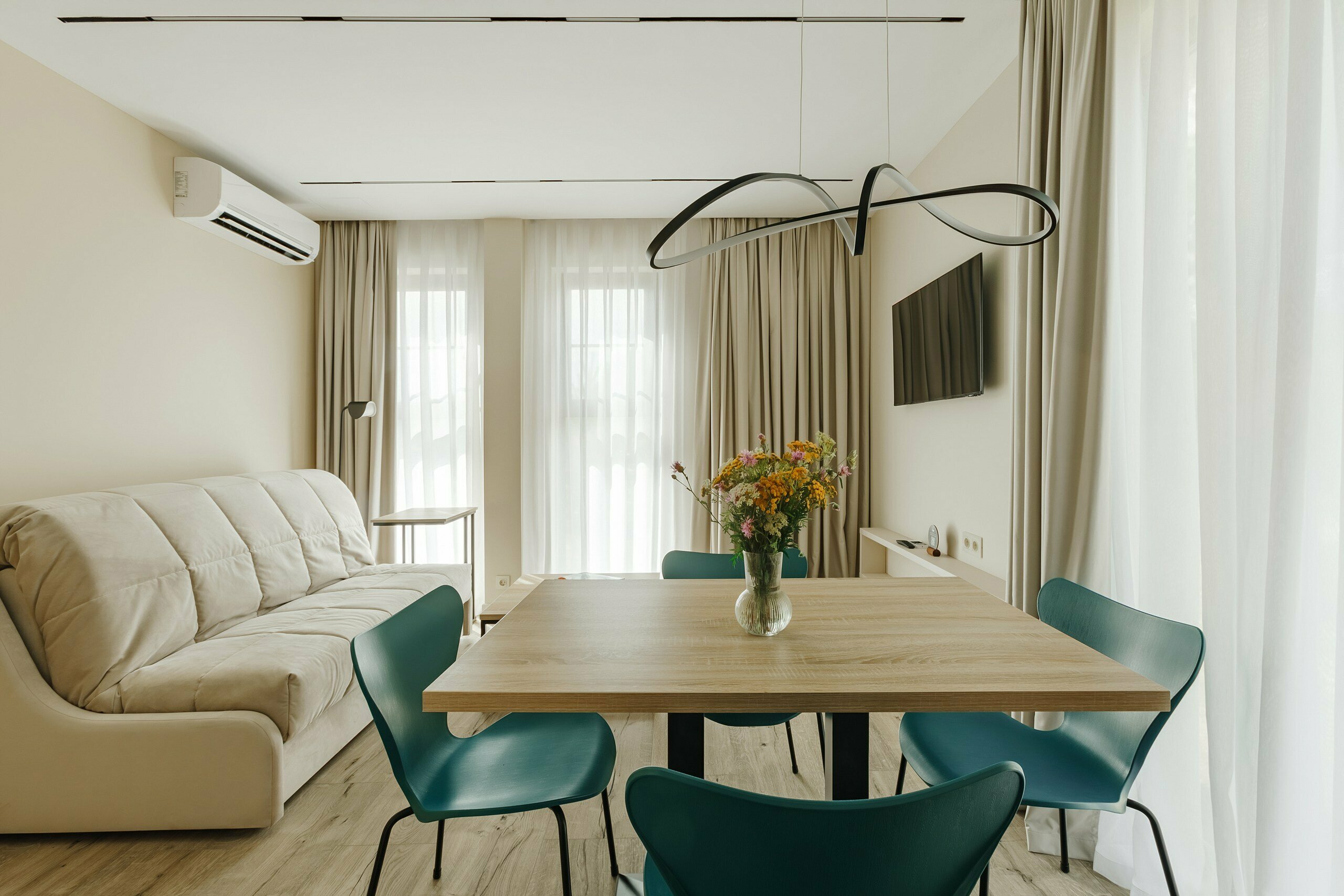 Делюкс Вилладж