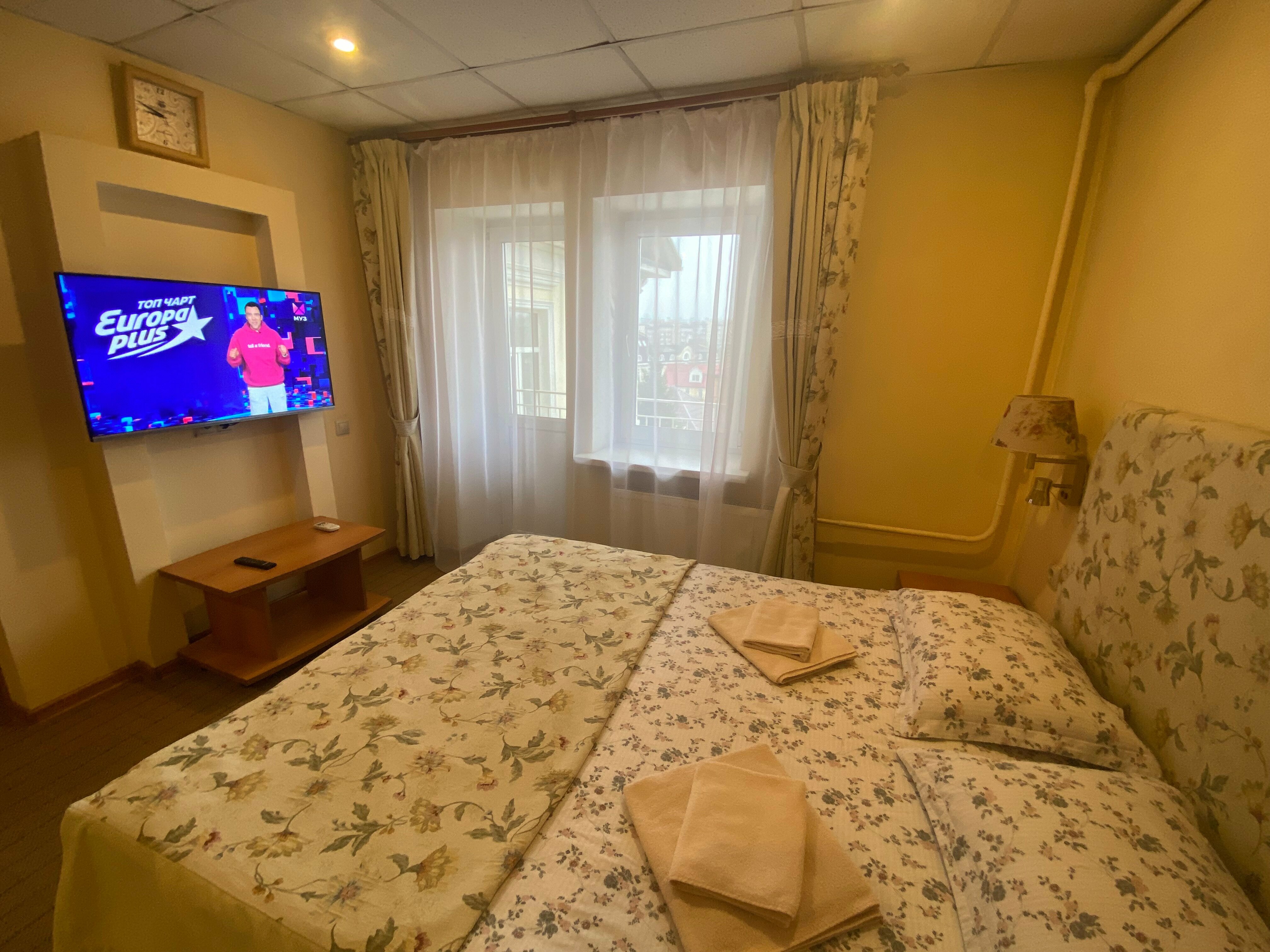 Улучшенный номер с кроватью размера «queen-size»