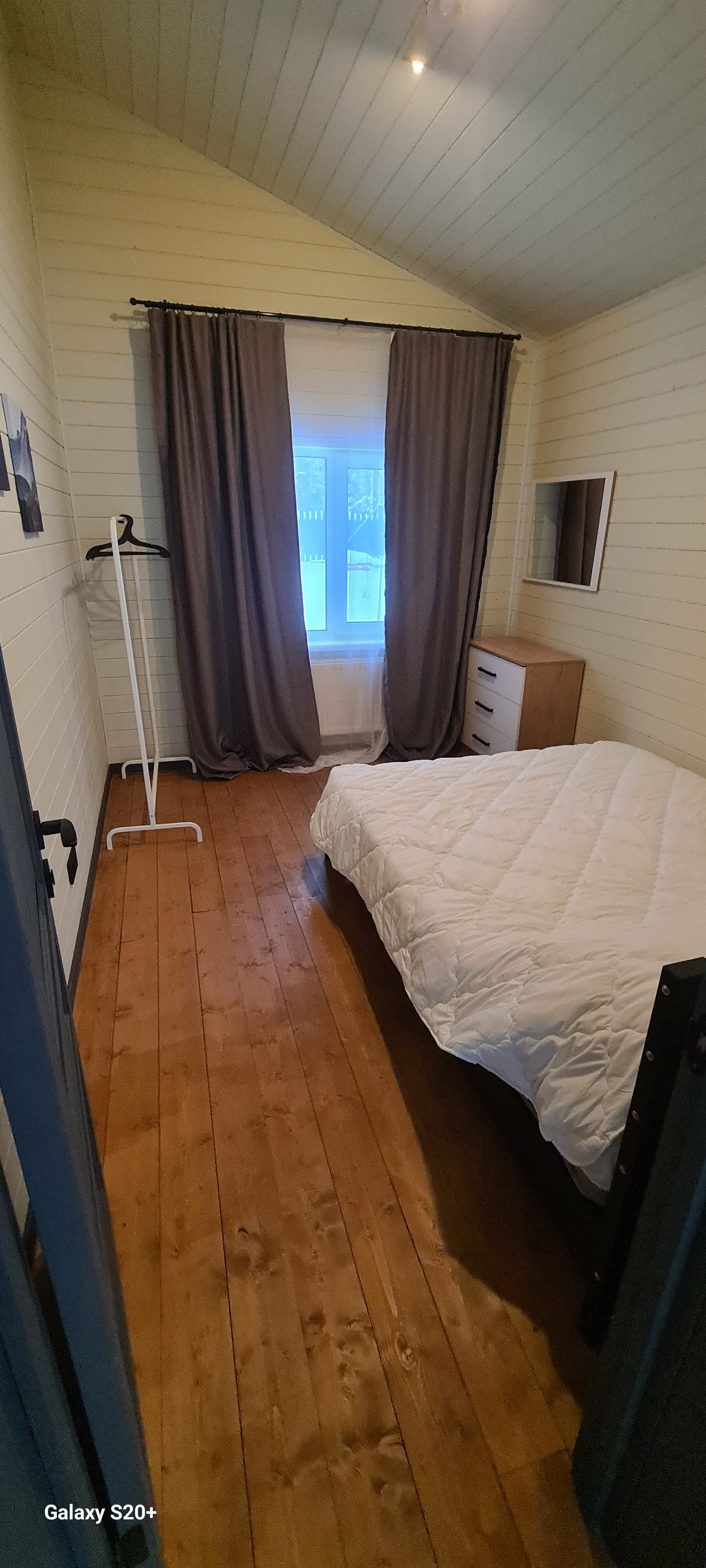 Коттедж с видом на озеро