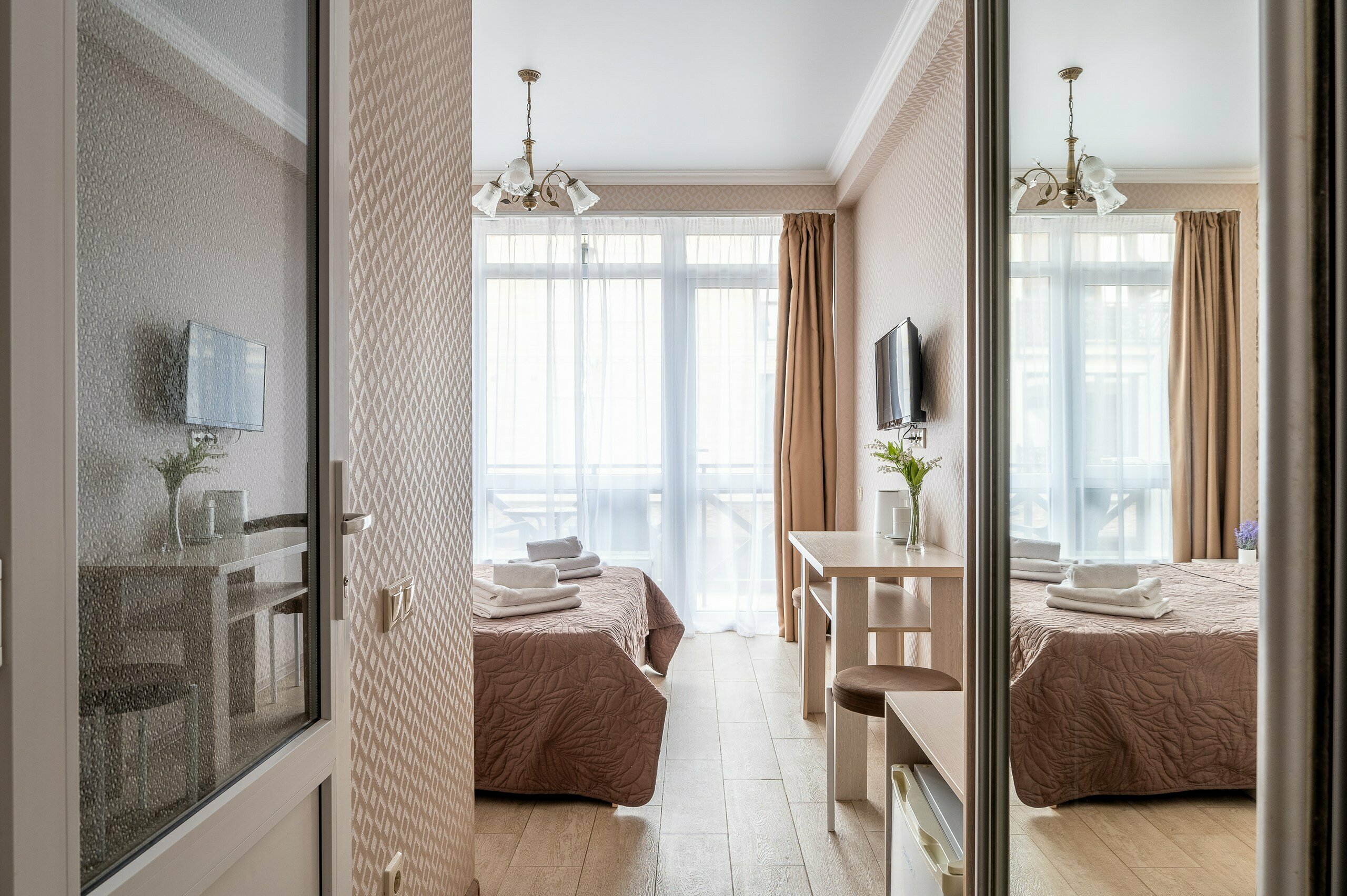 Двухместный номер с 2 отдельными кроватями и балконом