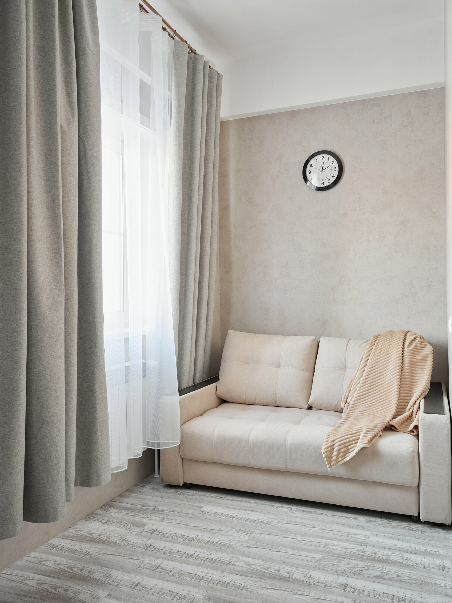 Номер первой категории (Стандарт Улучшенный Семейный с 1 кроватью)