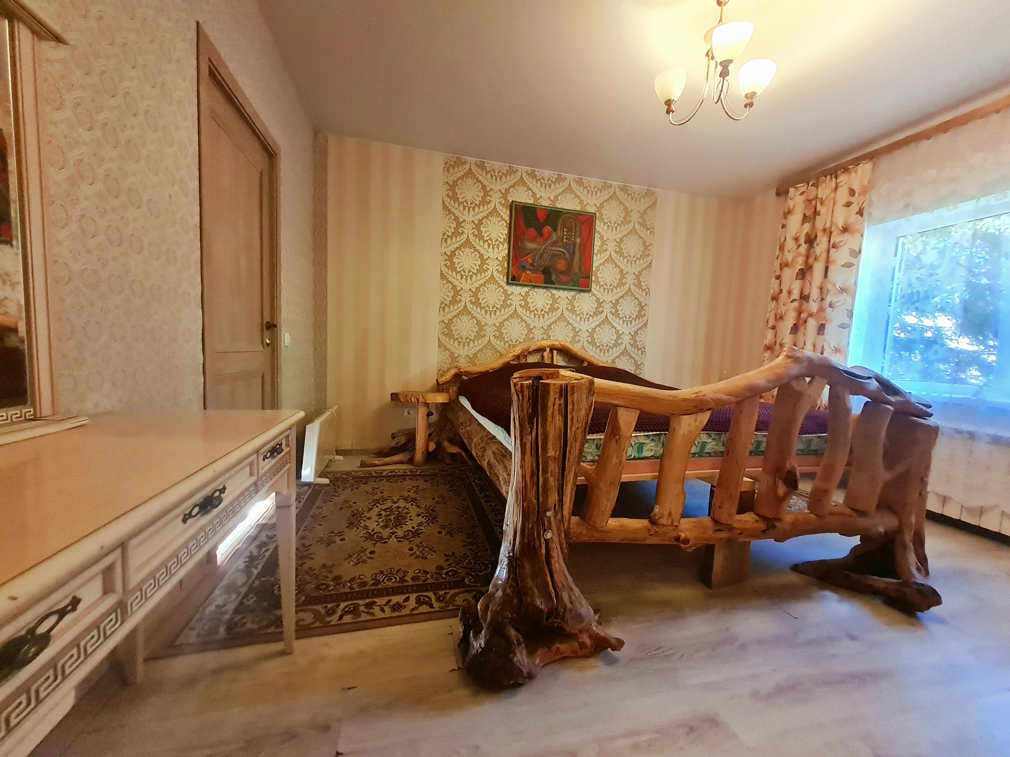 Коттедж с 6 спальнями