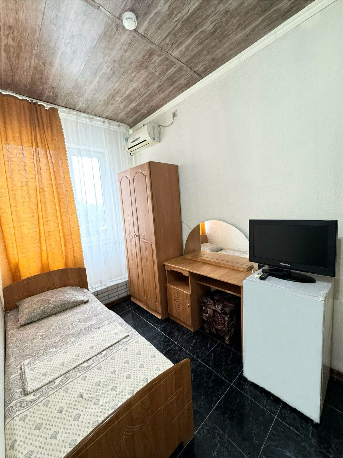 Стандартный трехместный номер